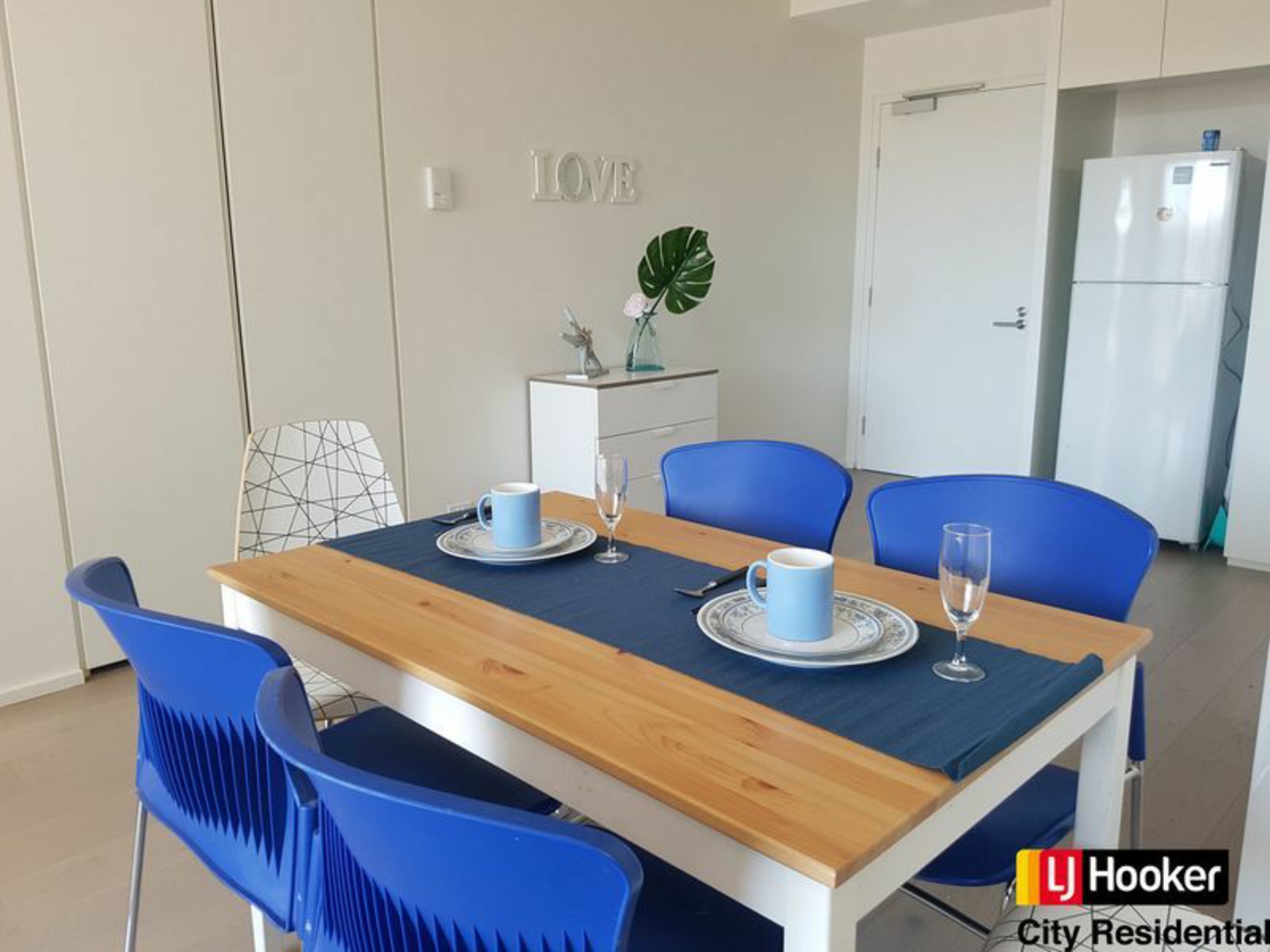 1110S/883 Collins Street, DOCKLANDS