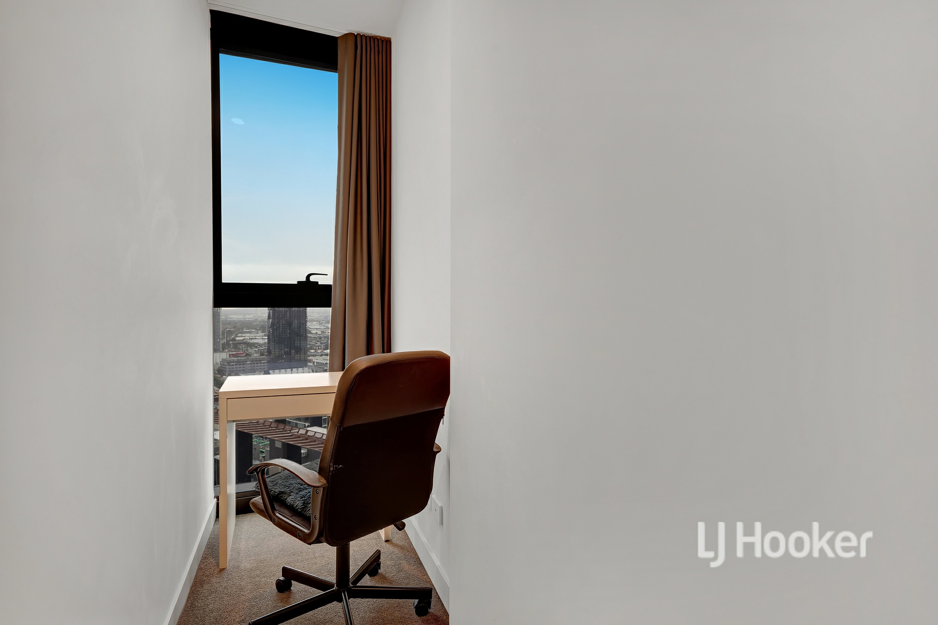3306/105 Clarendon Street, SOUTHBANK
