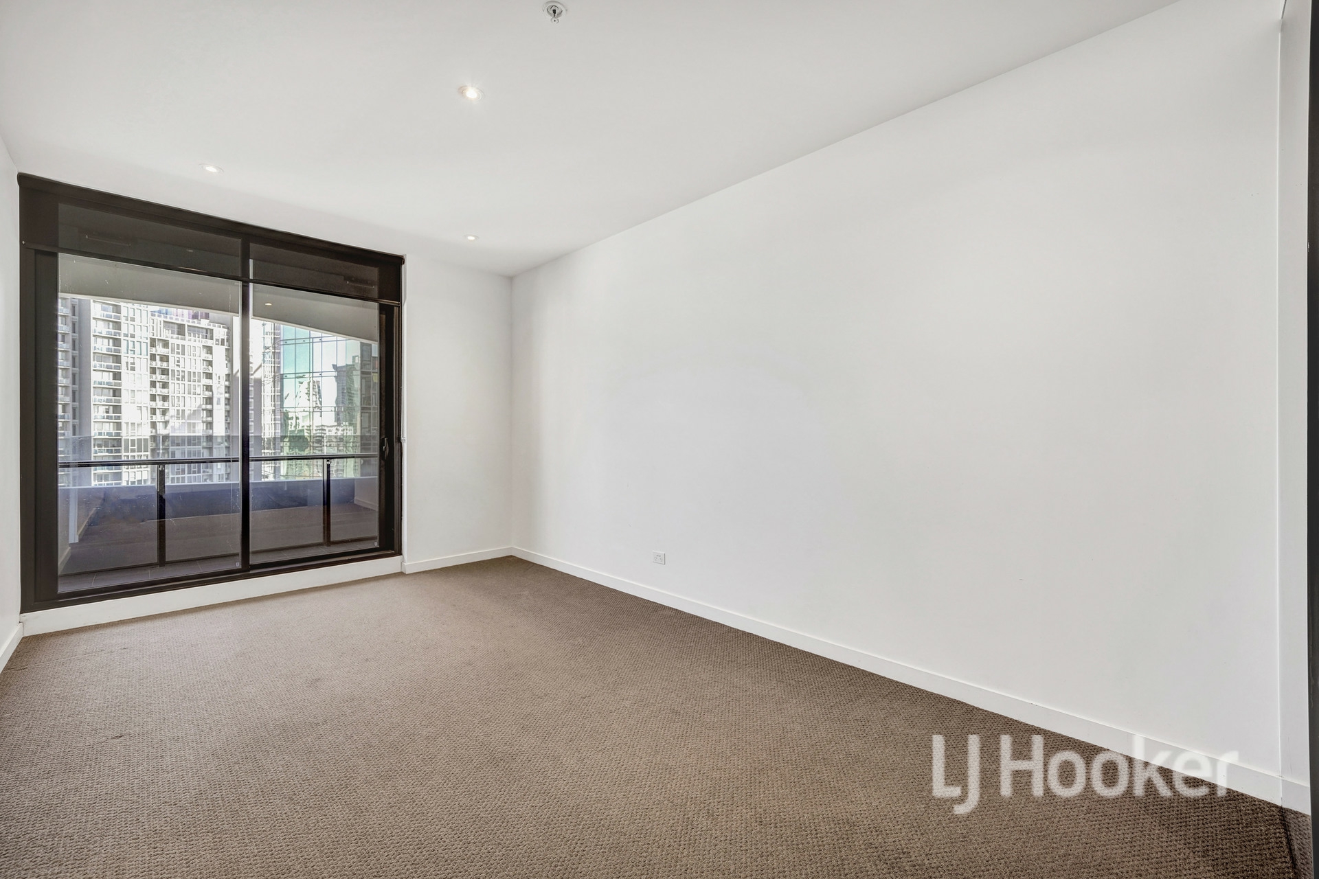 2614/551 Swanston Street, CARLTON