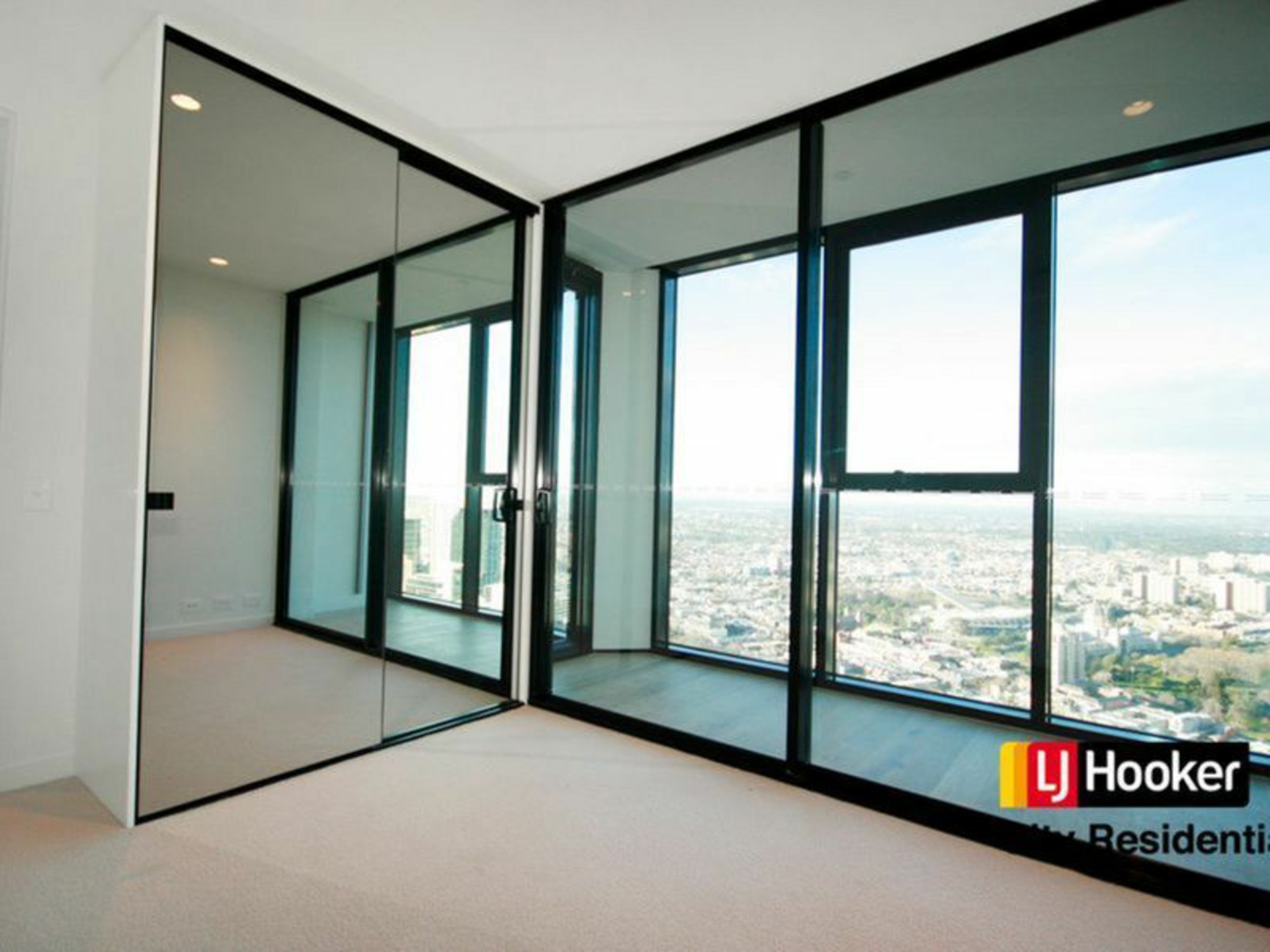 6603/442-450 Elizabeth Street, MELBOURNE
