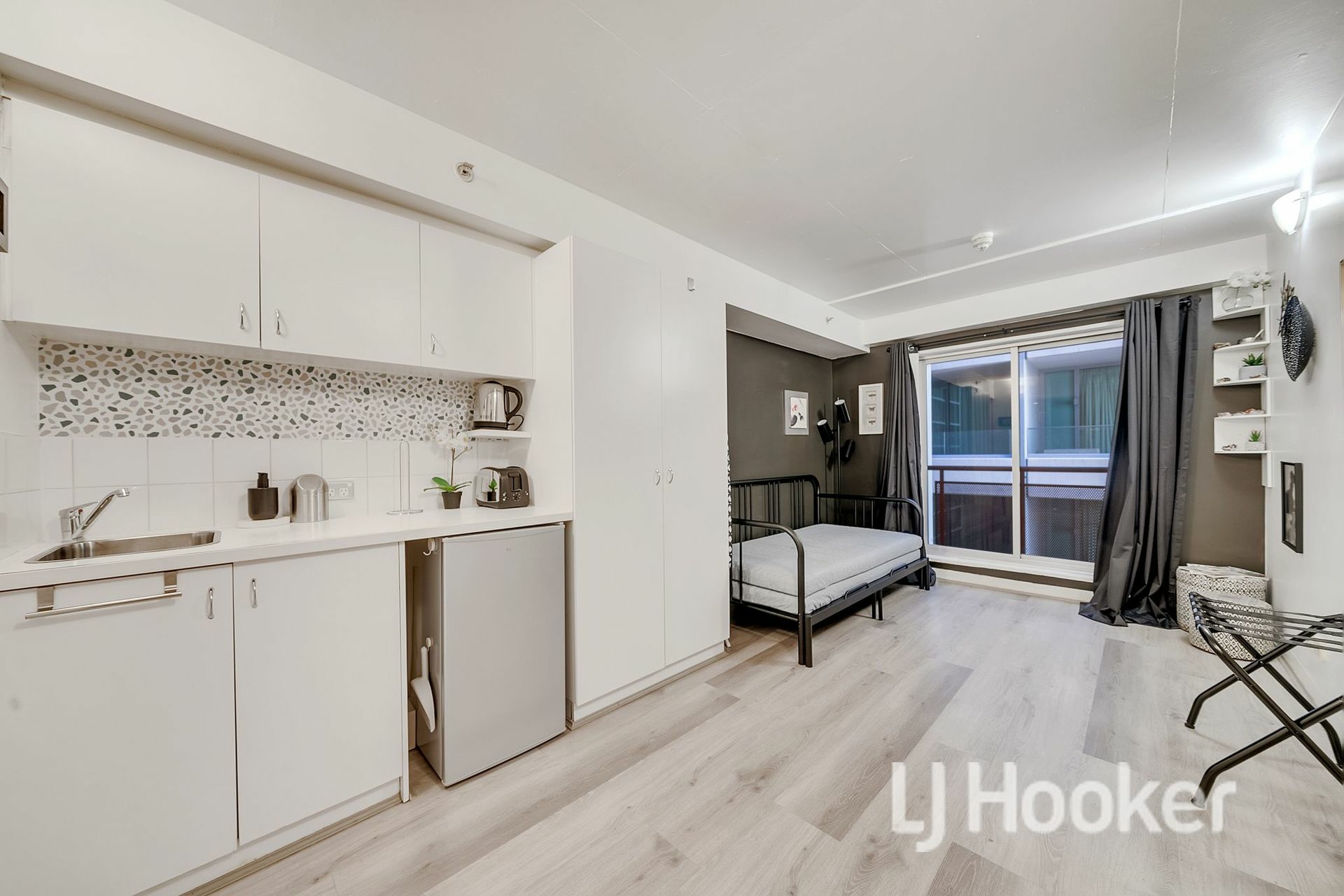 118/546 Flinders Street, MELBOURNE