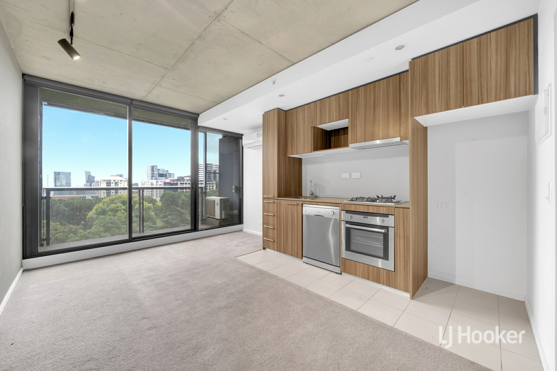 716/17 Singers Lane, MELBOURNE