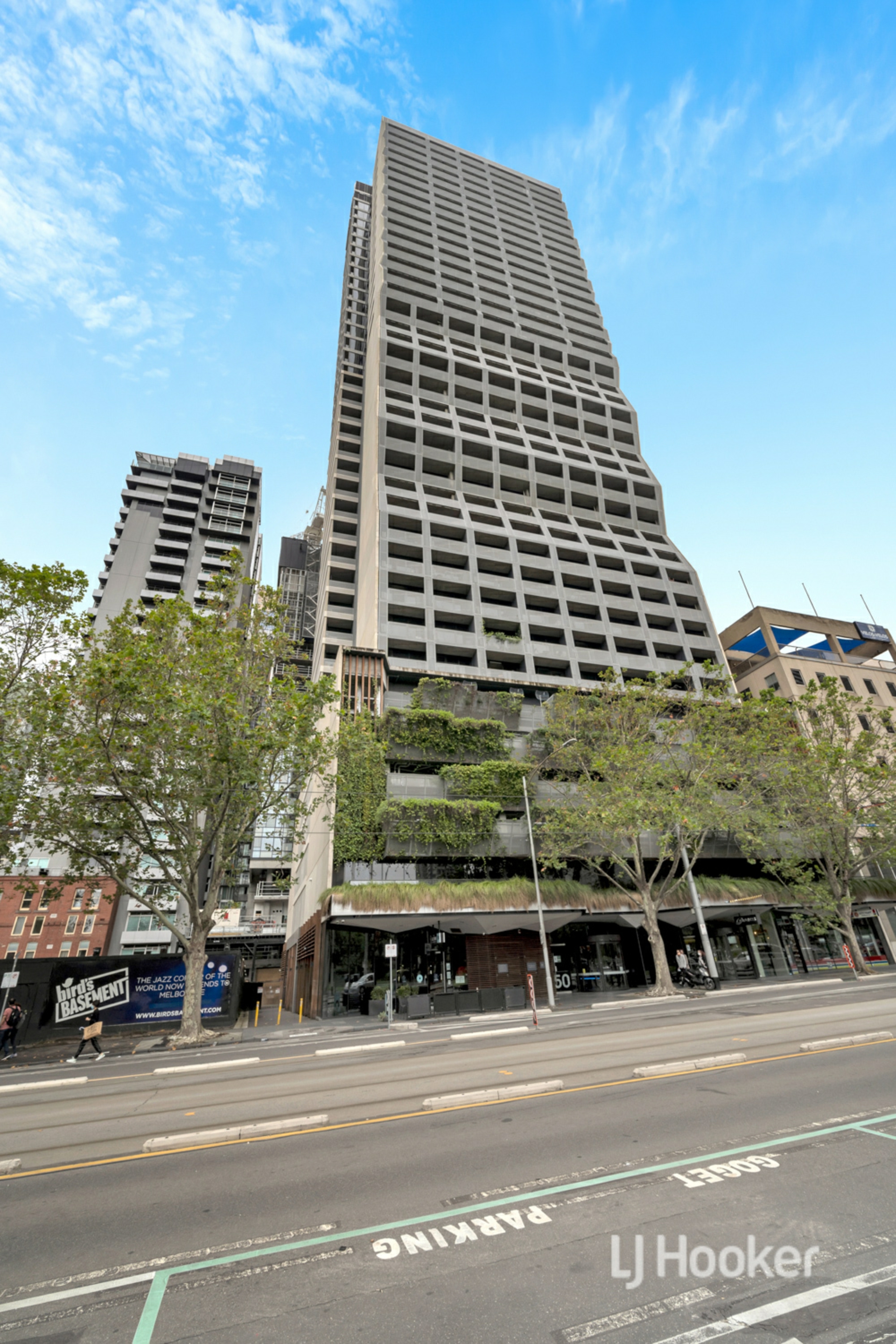 716/17 Singers Lane, MELBOURNE