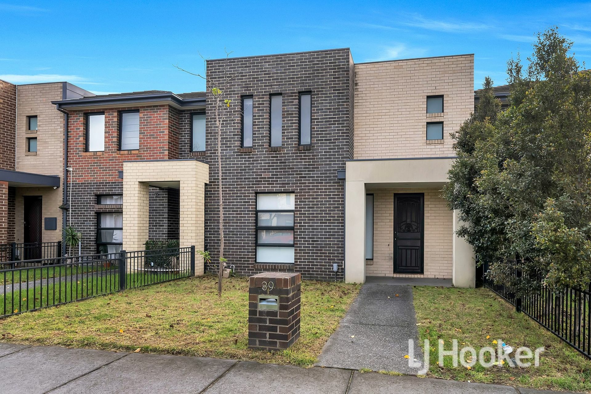 39 Evergreen Boulevard, CLAYTON SOUTH