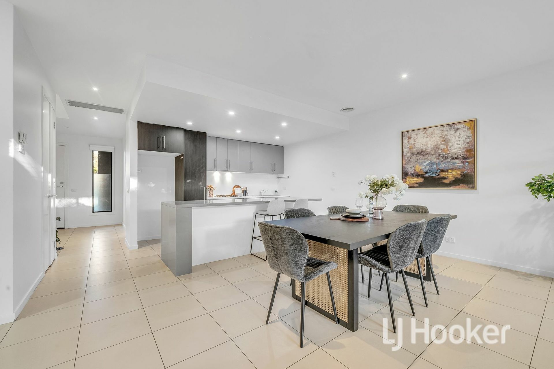 39 Evergreen Boulevard, CLAYTON SOUTH
