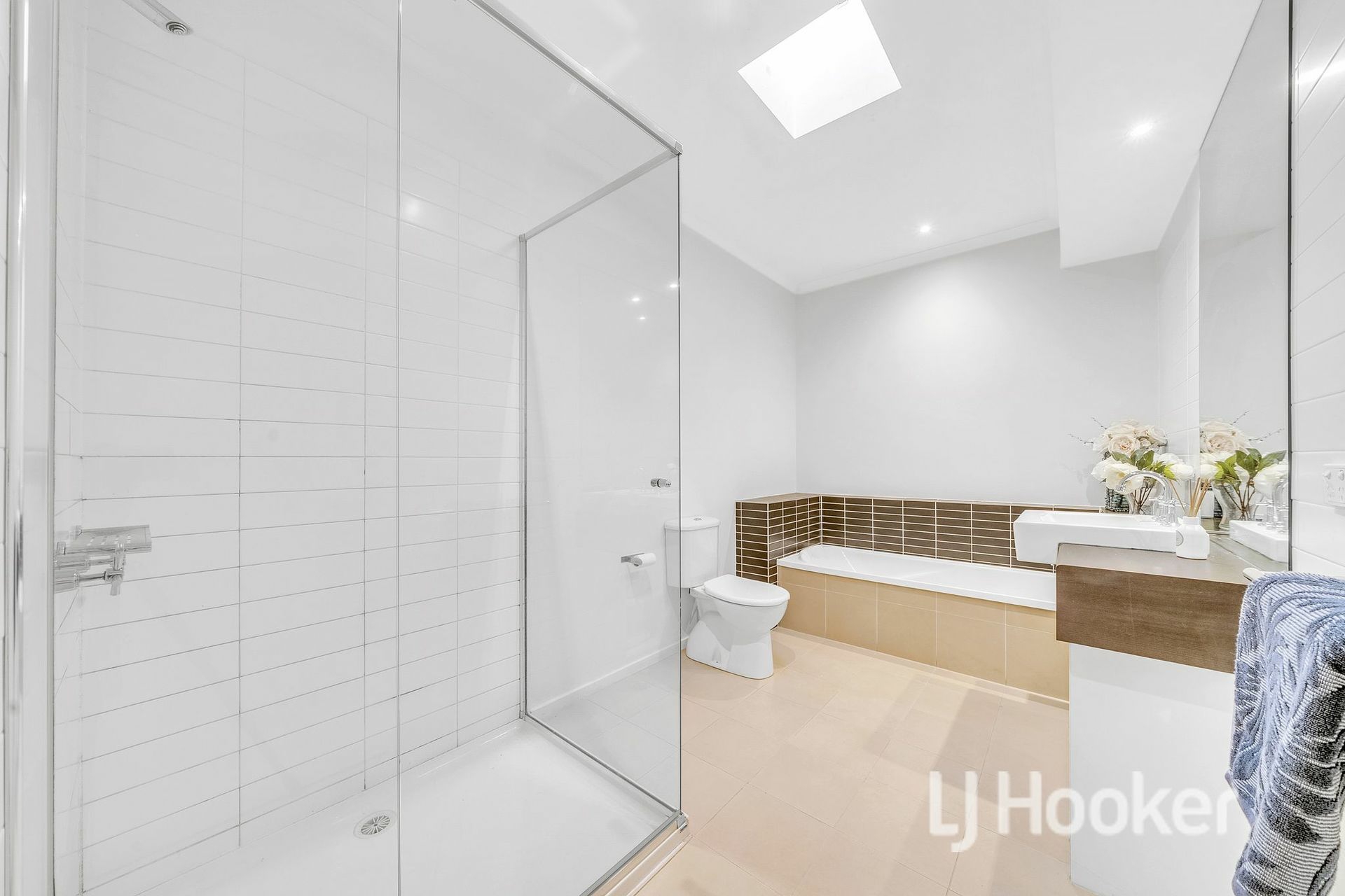 39 Evergreen Boulevard, CLAYTON SOUTH