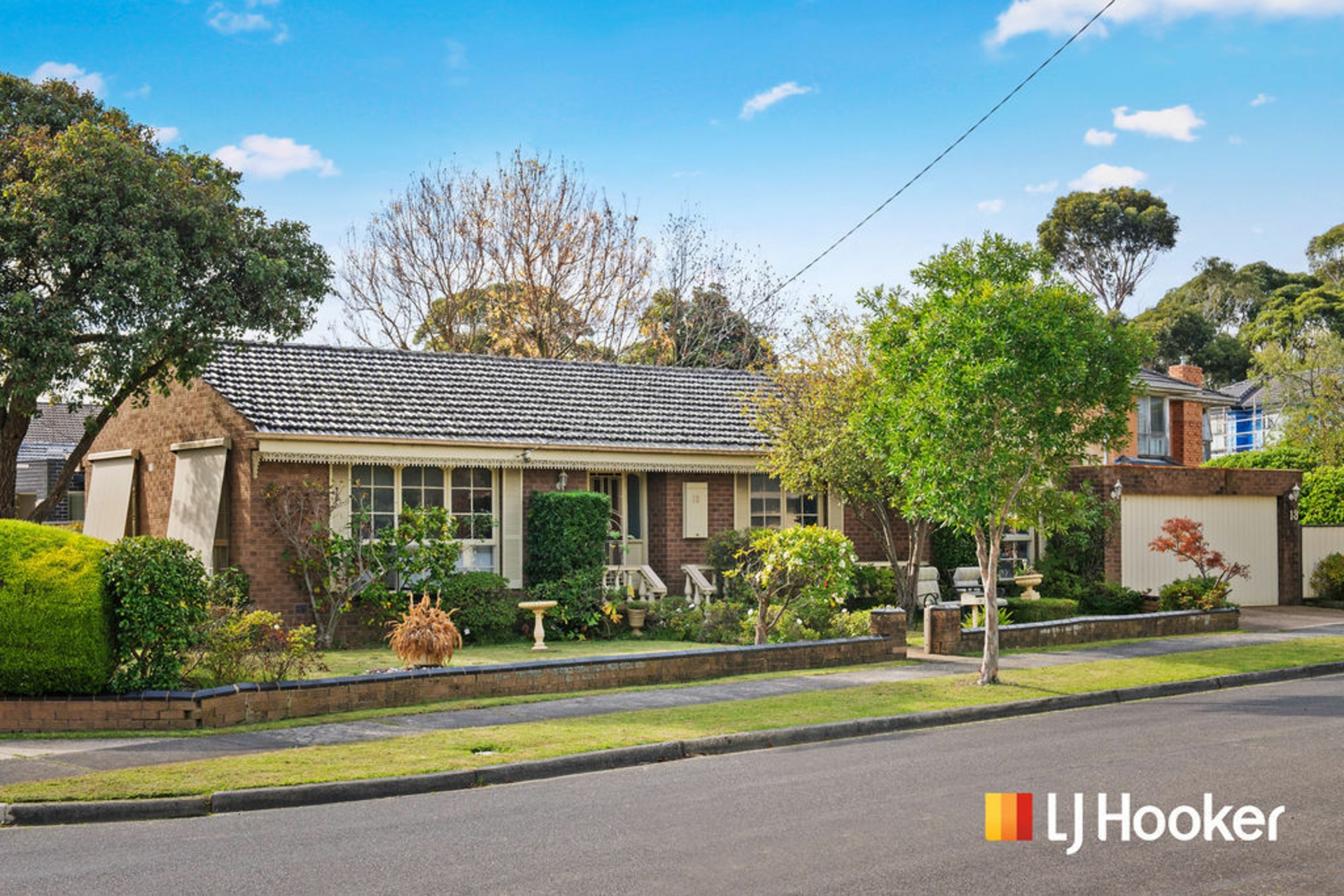 13 Newhaven Road — photo 13 of 13