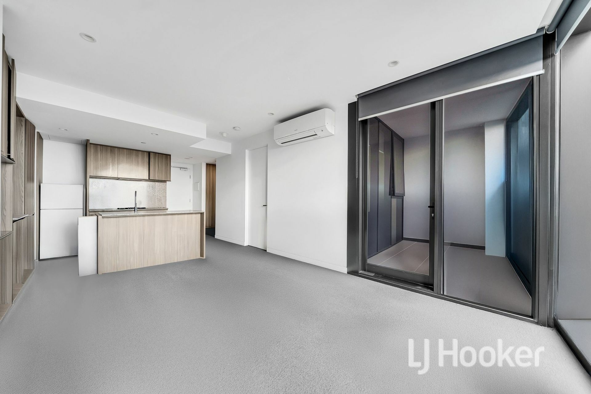 3202/160 Victoria Street — photo from LJ Hooker City Residential