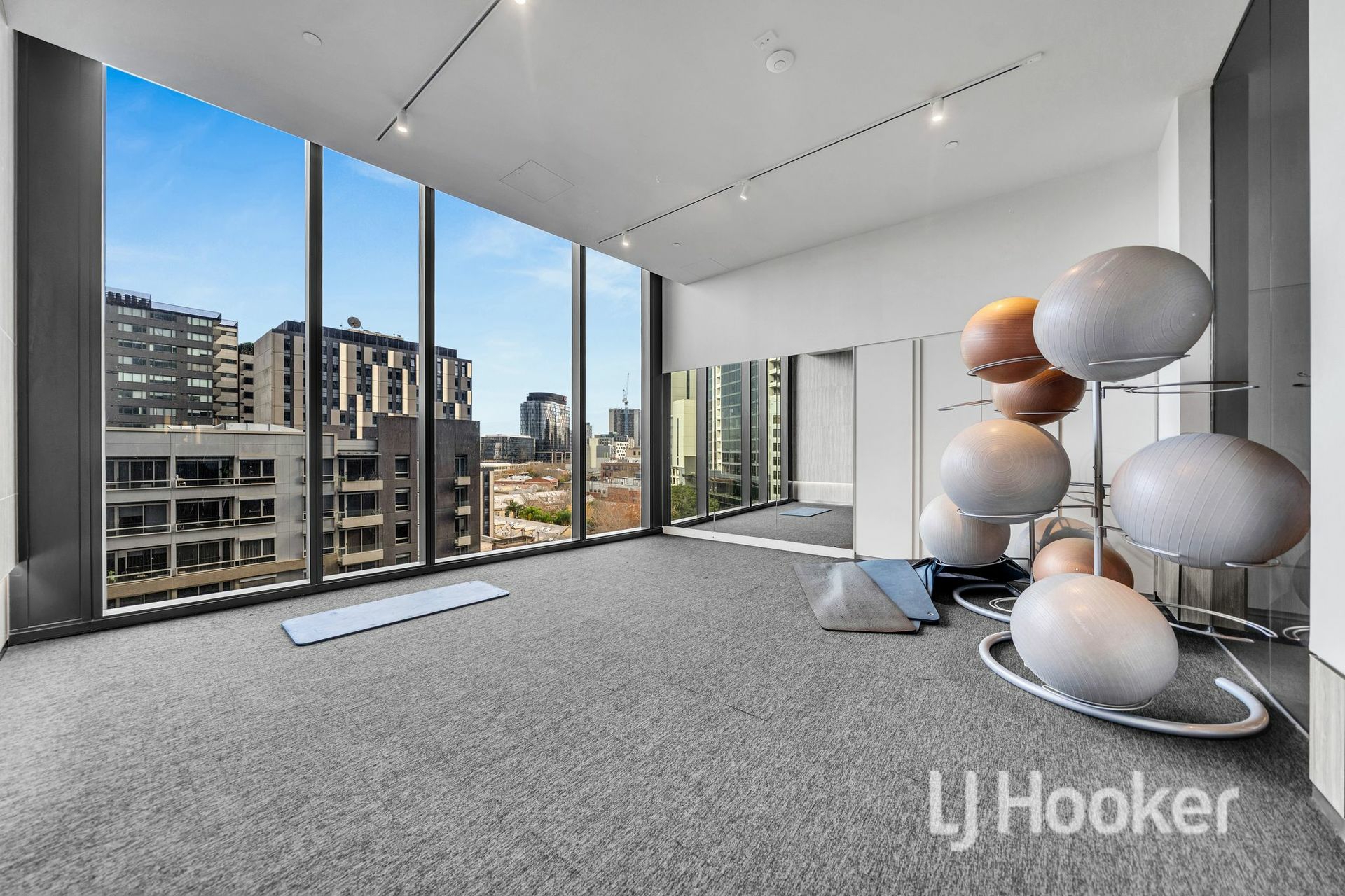 3202/160 Victoria Street — photo 13 of 30