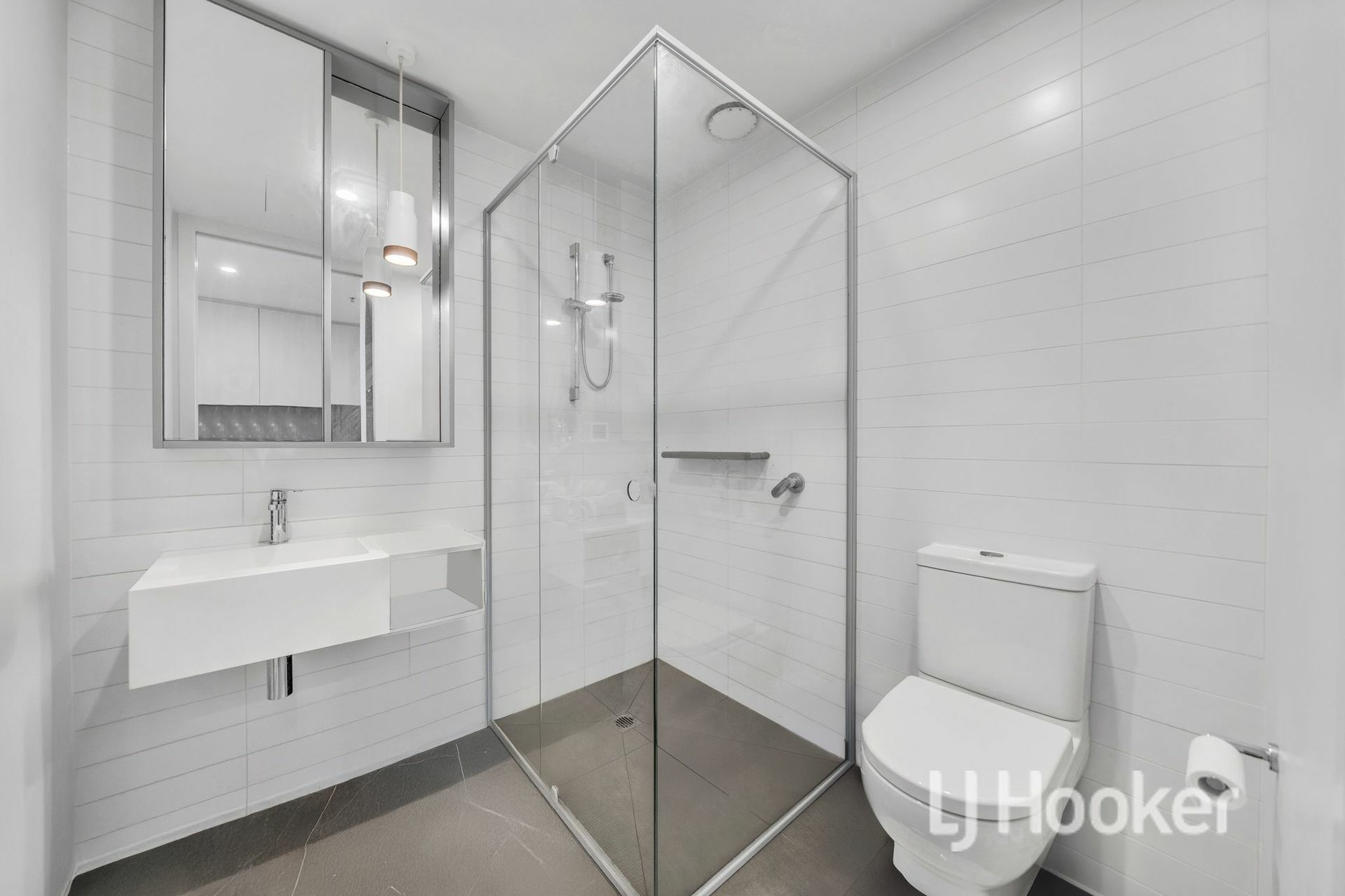 809/91 Galada Avenue — photo 4 of 12