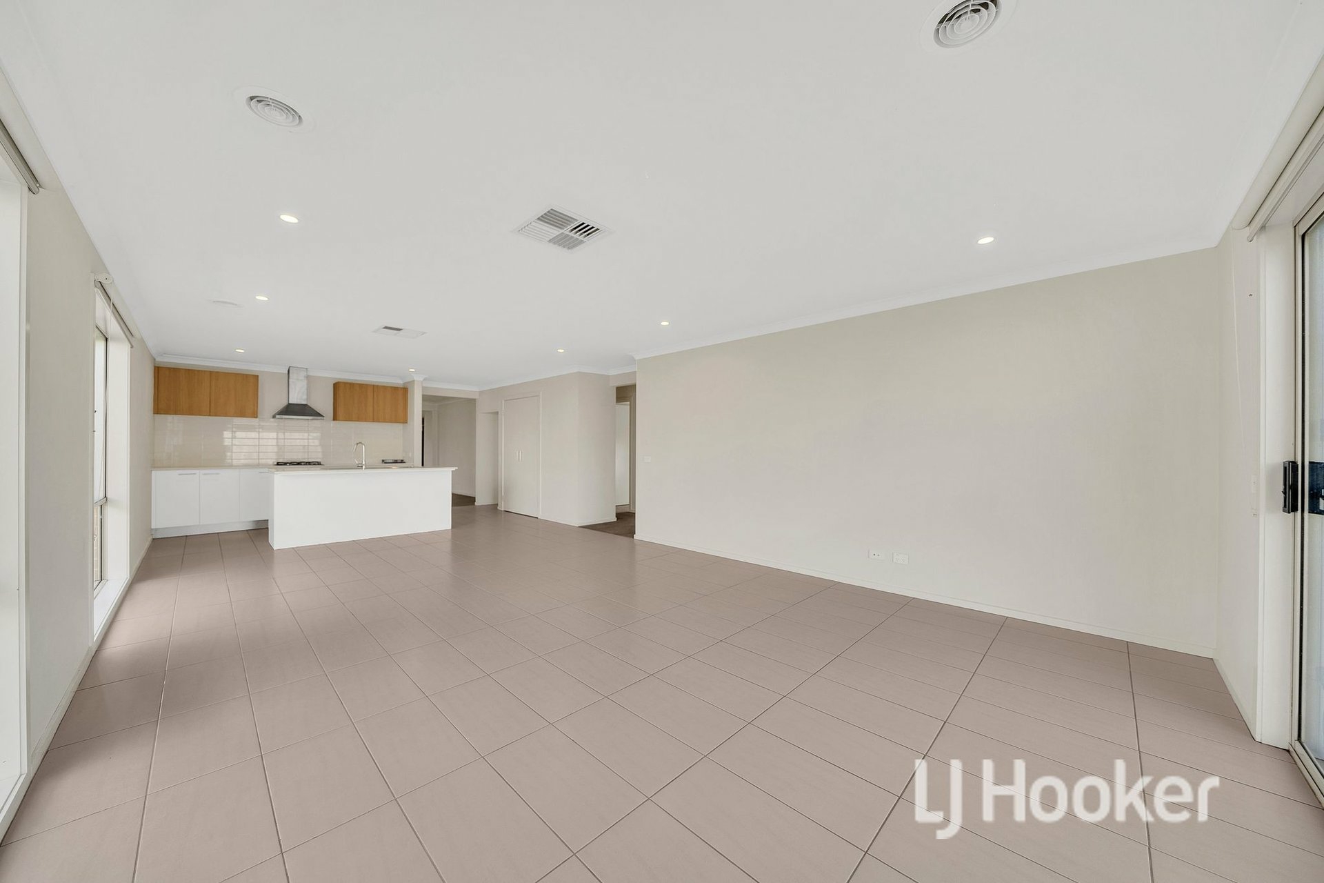 18 Aspera Drive — photo from LJ Hooker City Residential