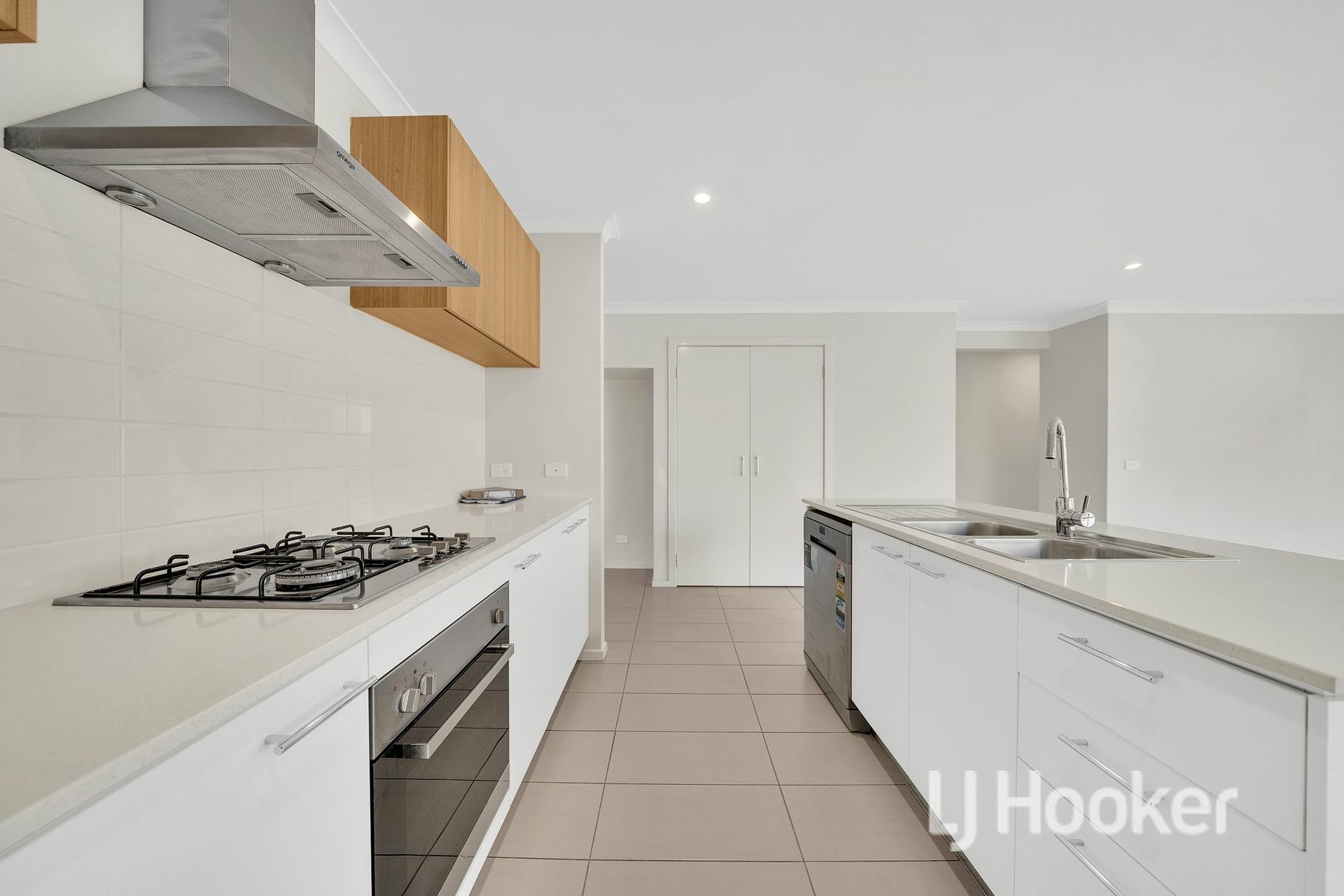 18 Aspera Drive — photo 6 of 20