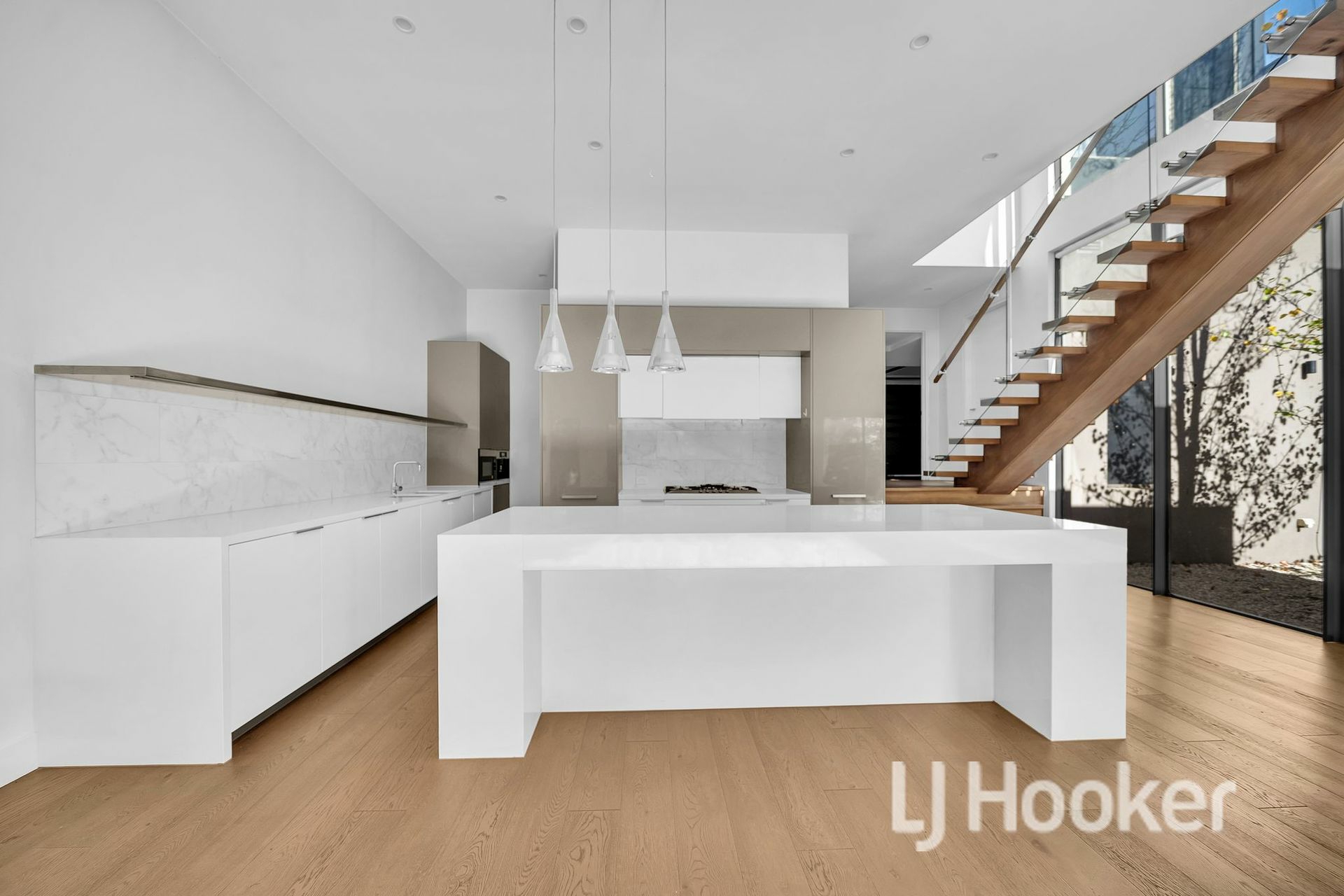10 Cypress Way — photo 5 of 27