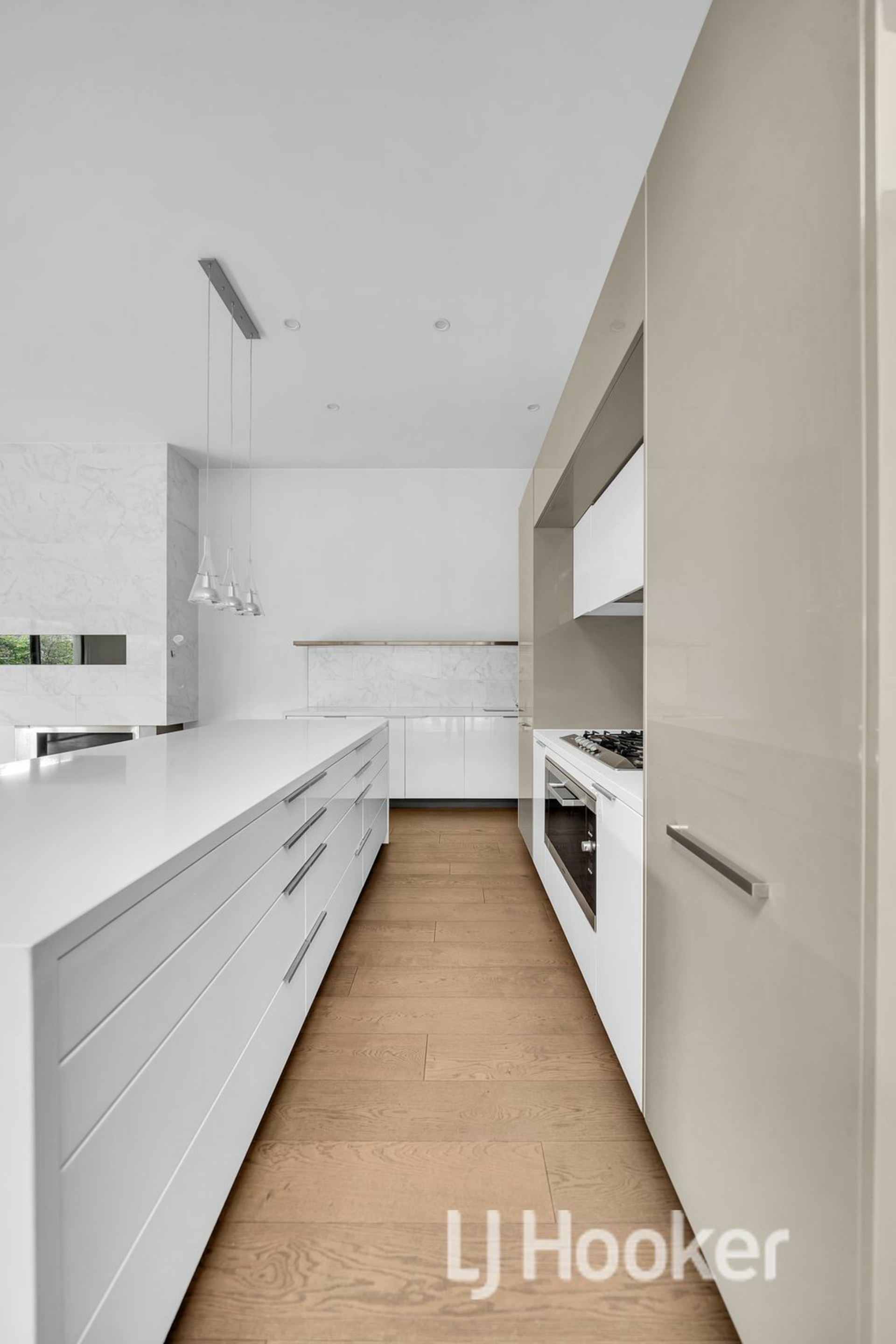 10 Cypress Way — photo 8 of 27