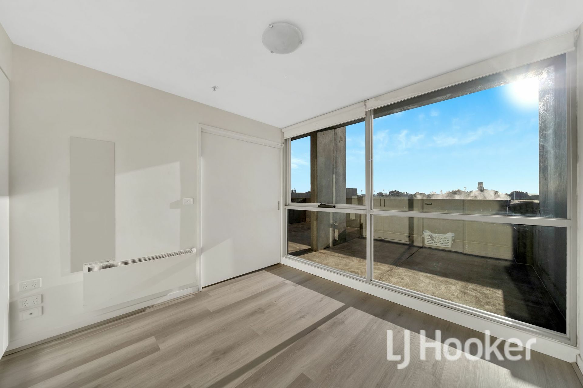 1206/8 Dorcas Street — photo 2 of 15