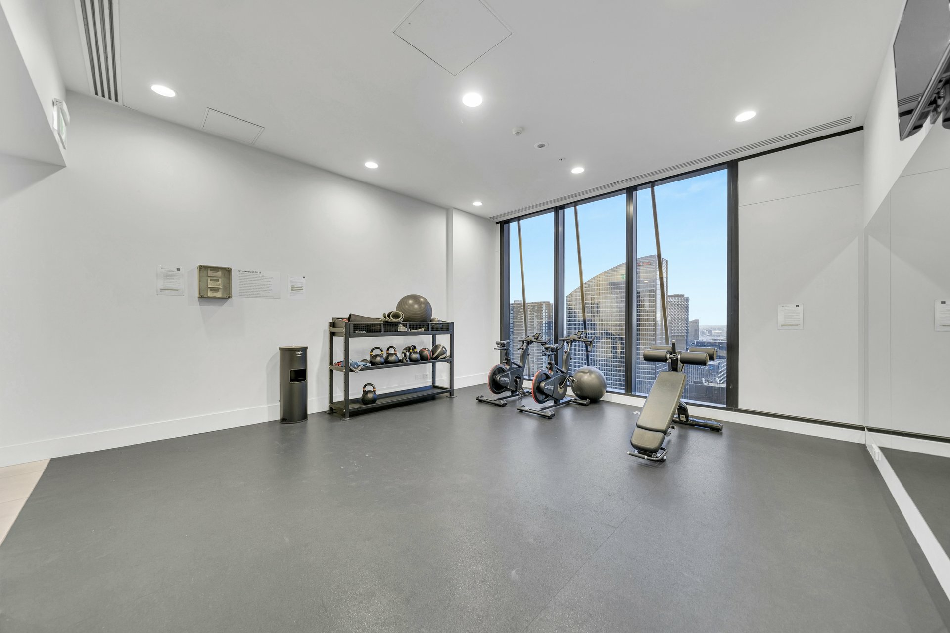 3610/568 Collins Street — photo 16 of 18