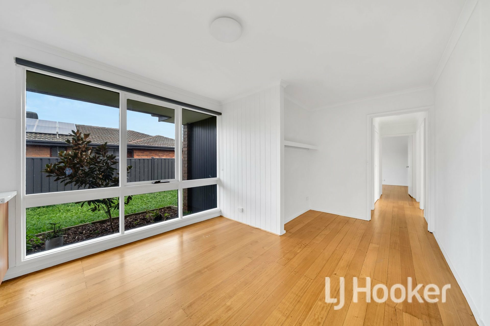 16 Eastern Street — photo 2 of 26