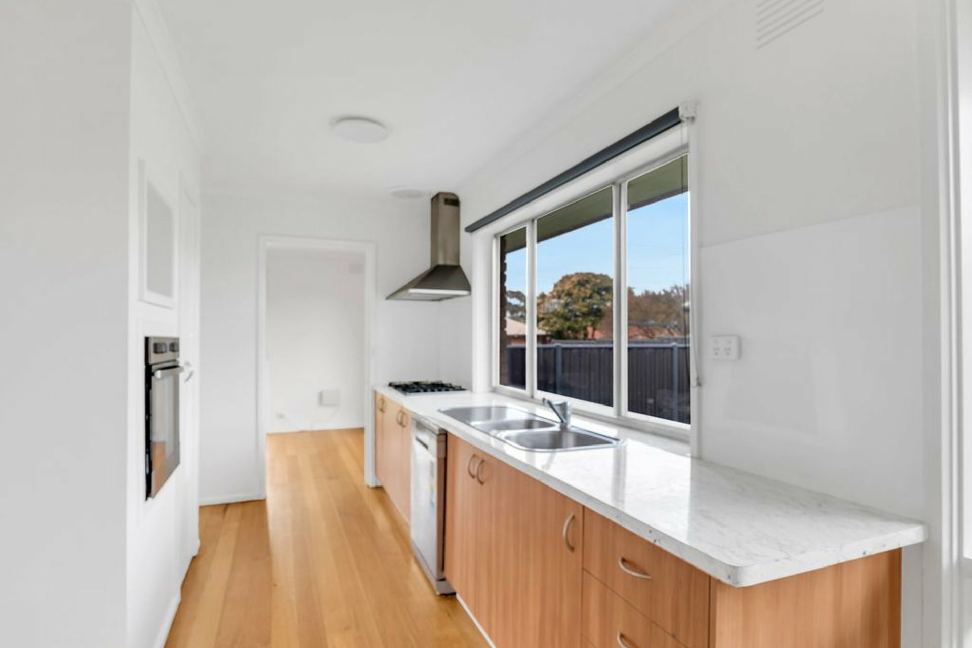 16 Eastern Street — photo 8 of 26