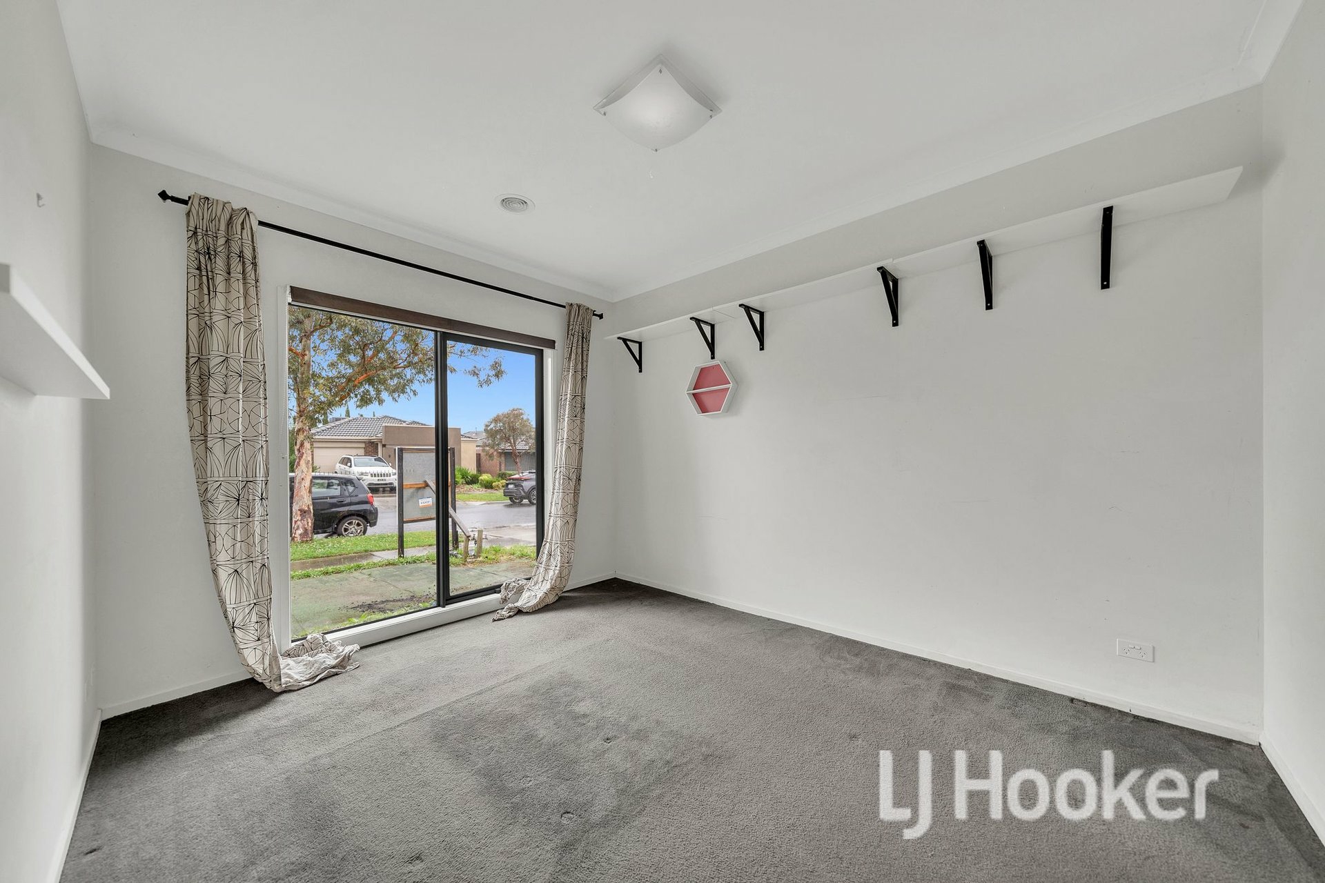 6 Blacksmith Way — photo 10 of 14