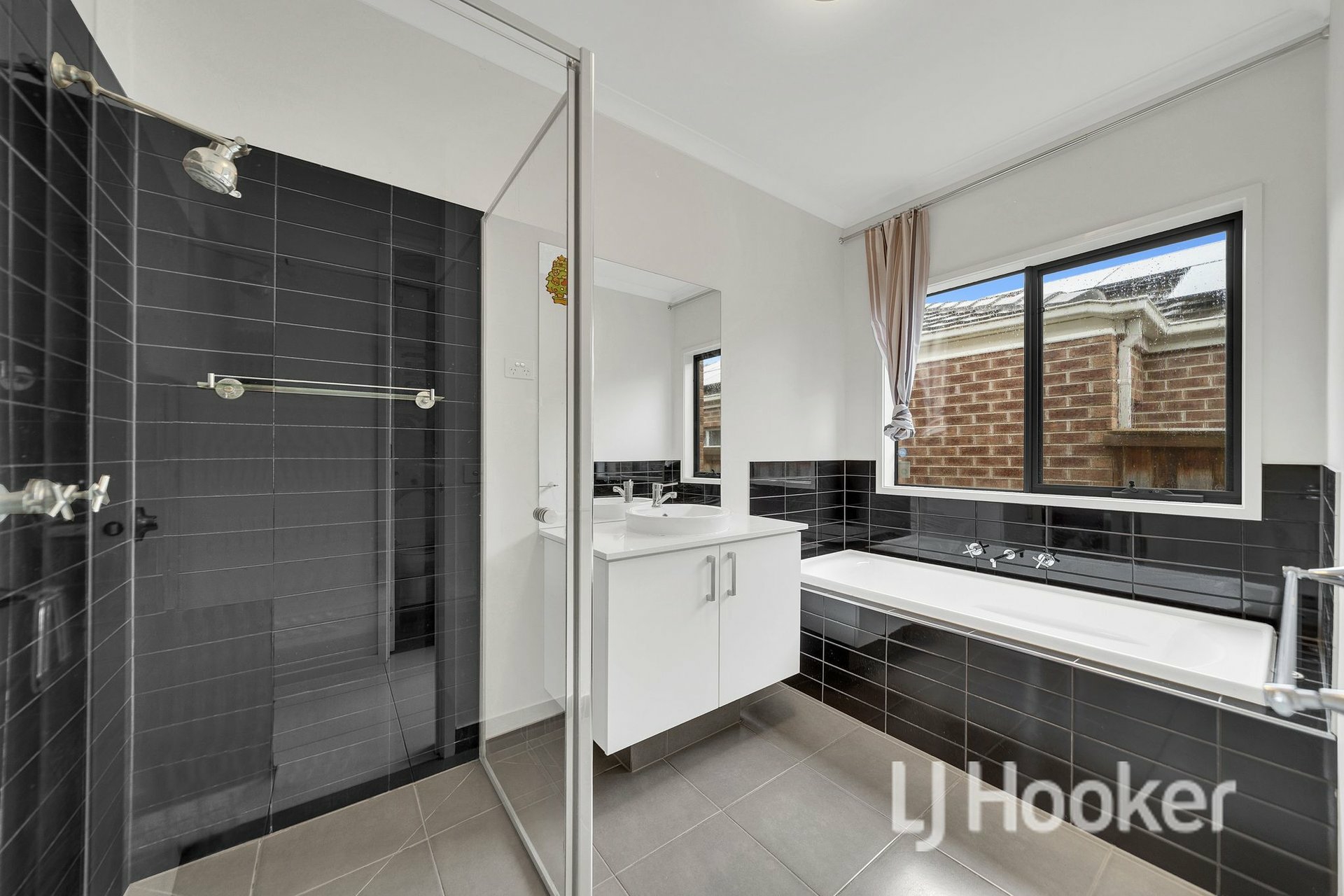 6 Blacksmith Way — photo 13 of 14