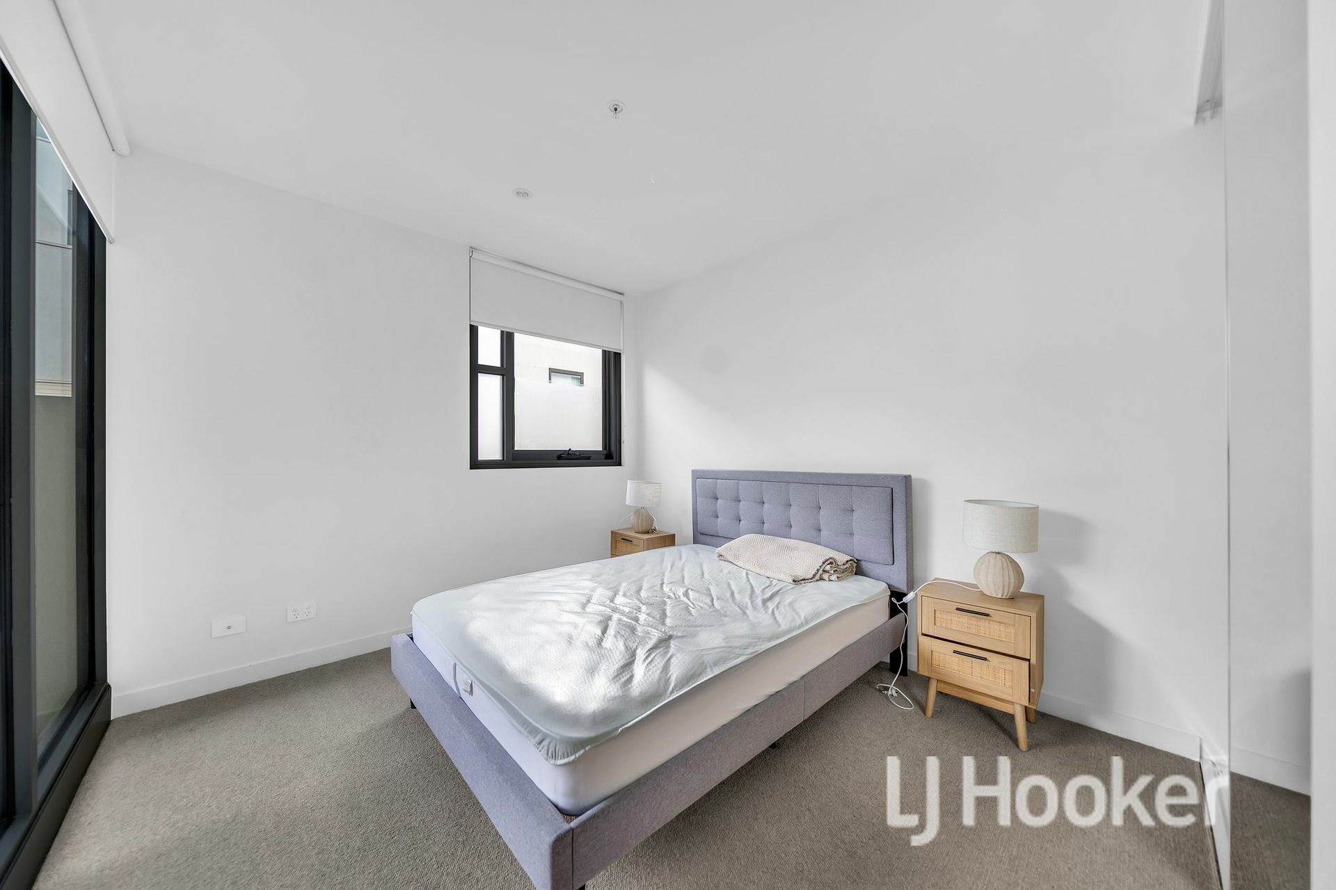 127F/11 Bond Street — photo 8 of 10