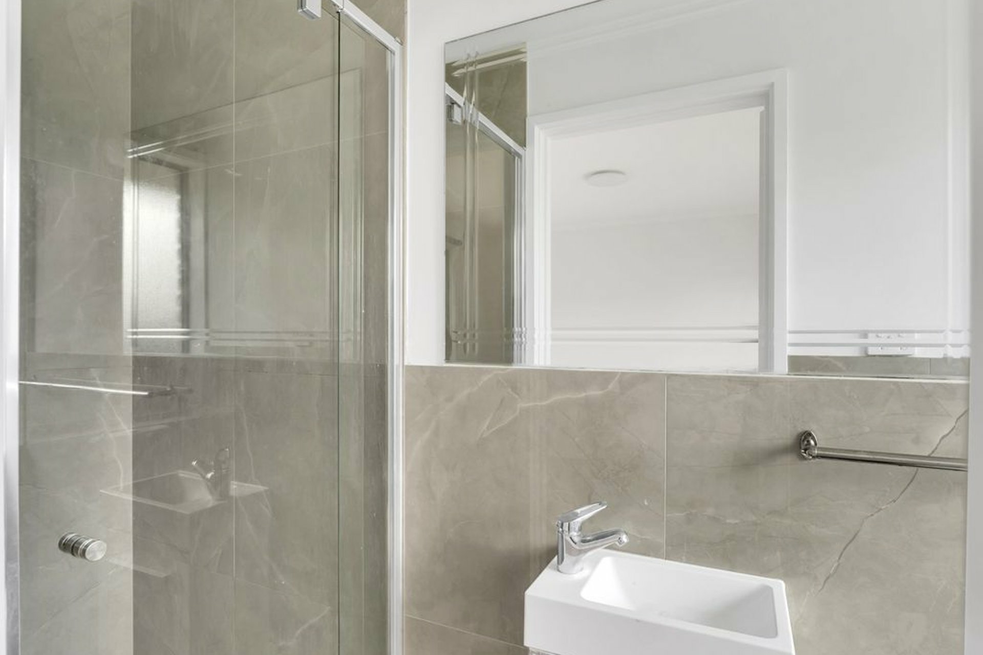 16 Eastern Street — photo 16 of 26