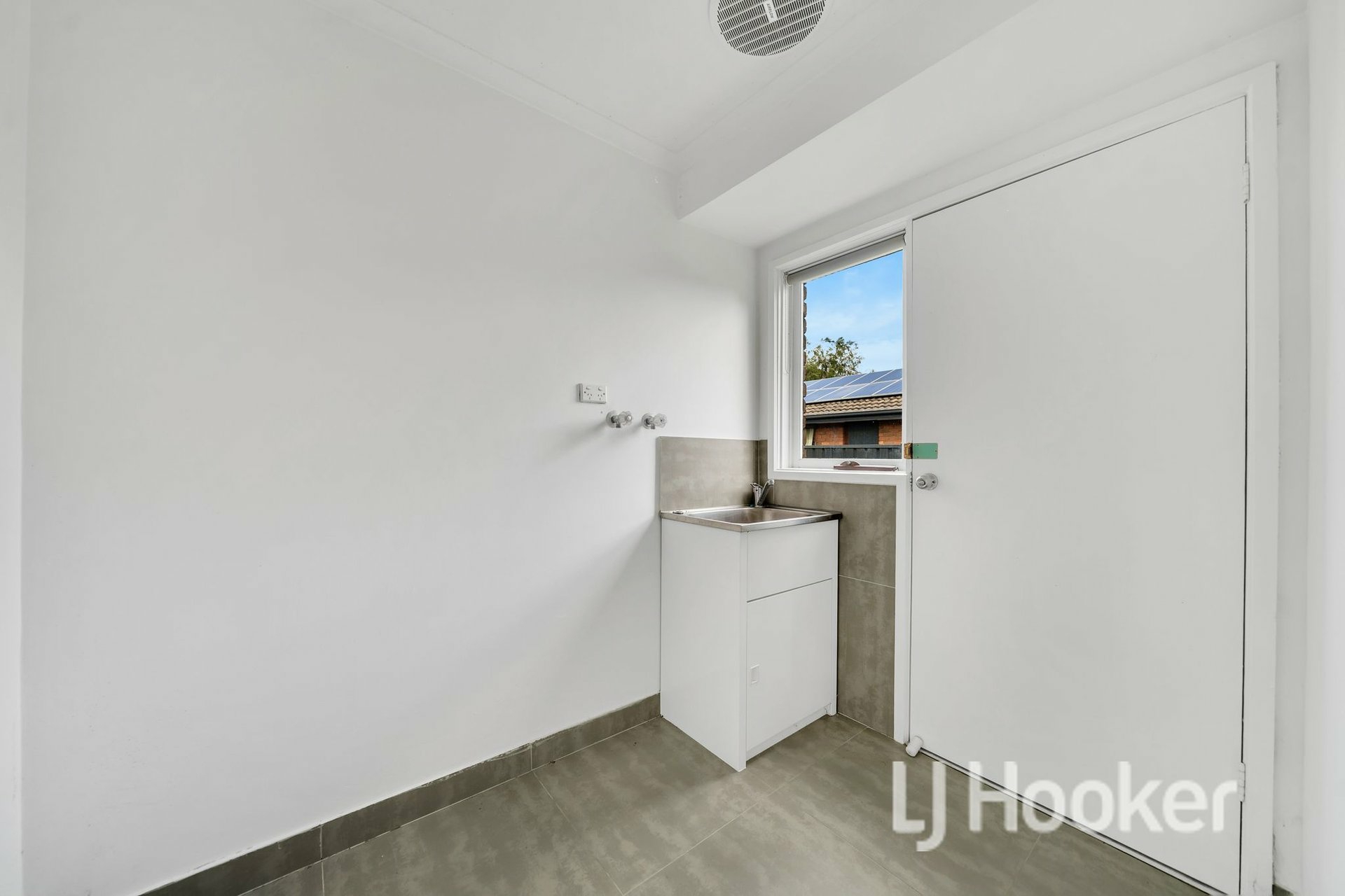 16 Eastern Street — photo 17 of 26