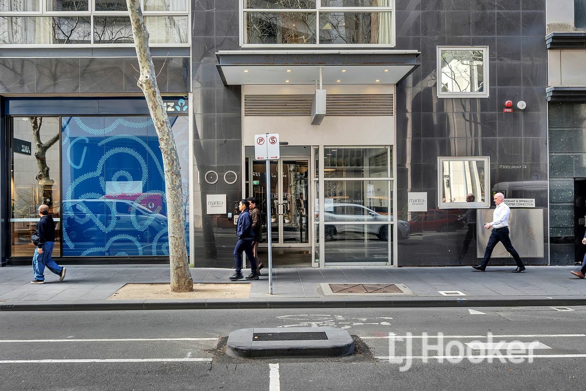 707/100 Exhibition Street — photo 13 of 15