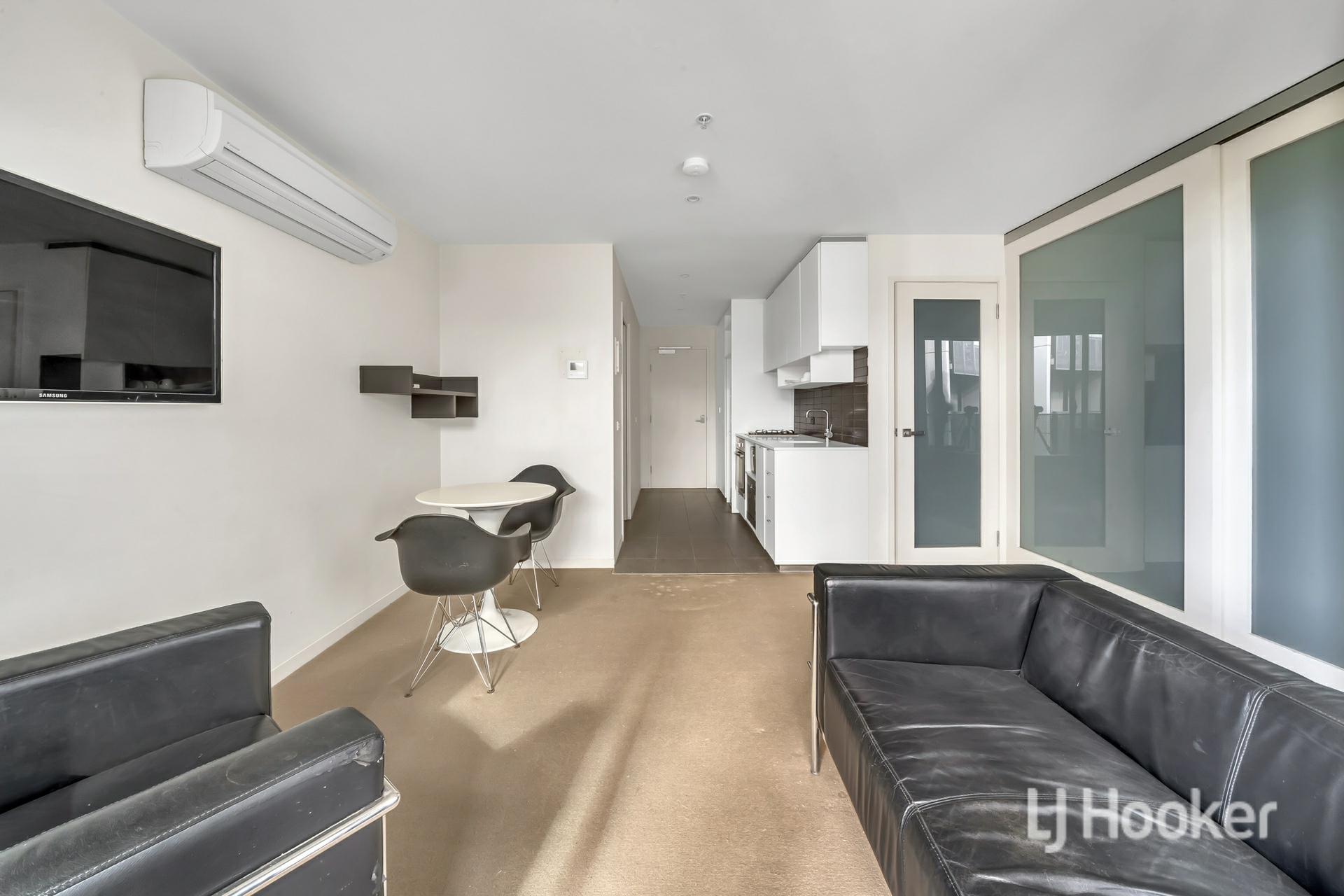 809/253 Franklin Street — photo 4 of 16