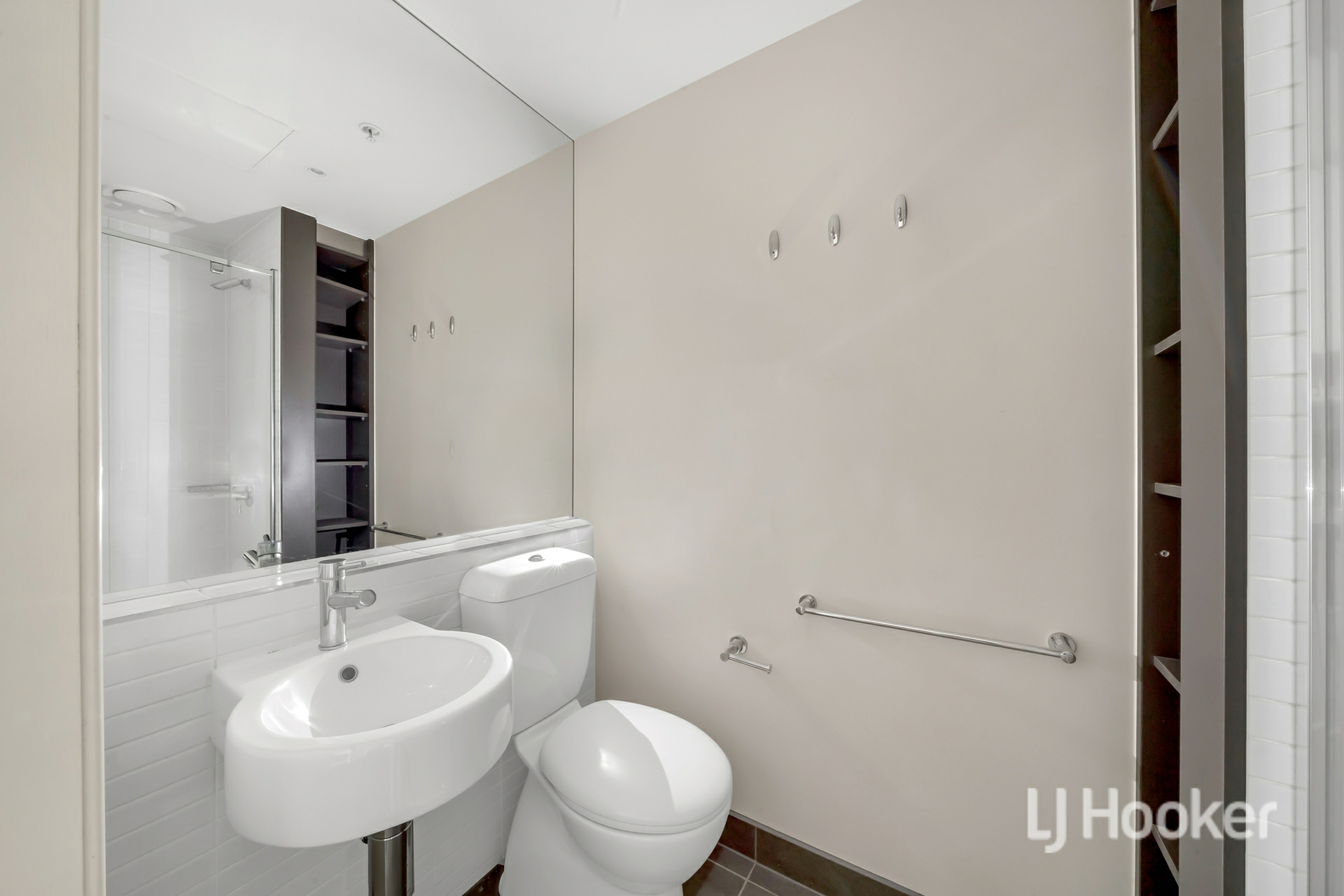 809/253 Franklin Street — photo 10 of 16