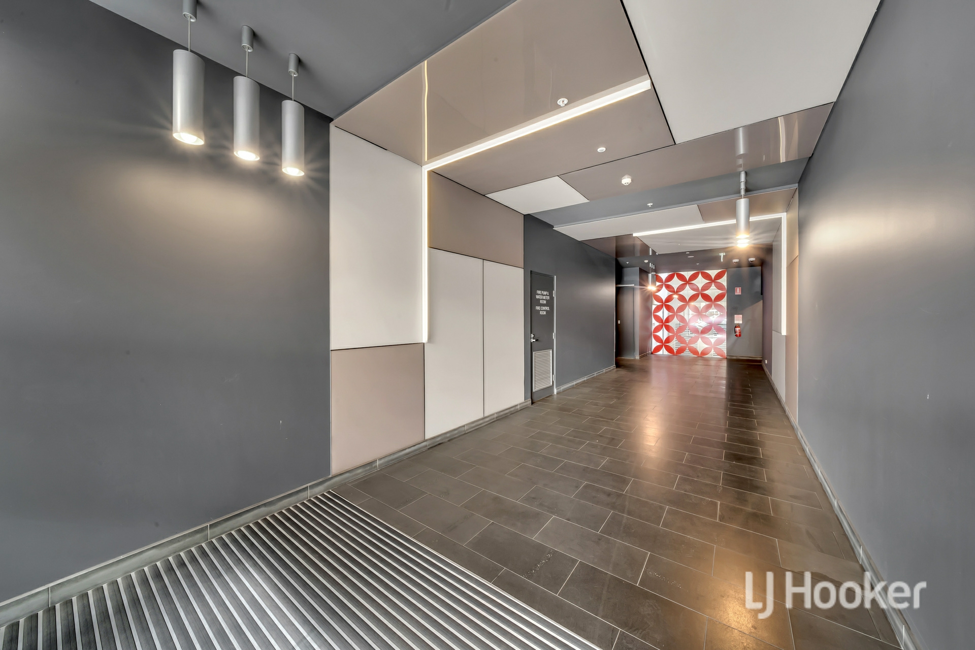 809/253 Franklin Street — photo 13 of 16
