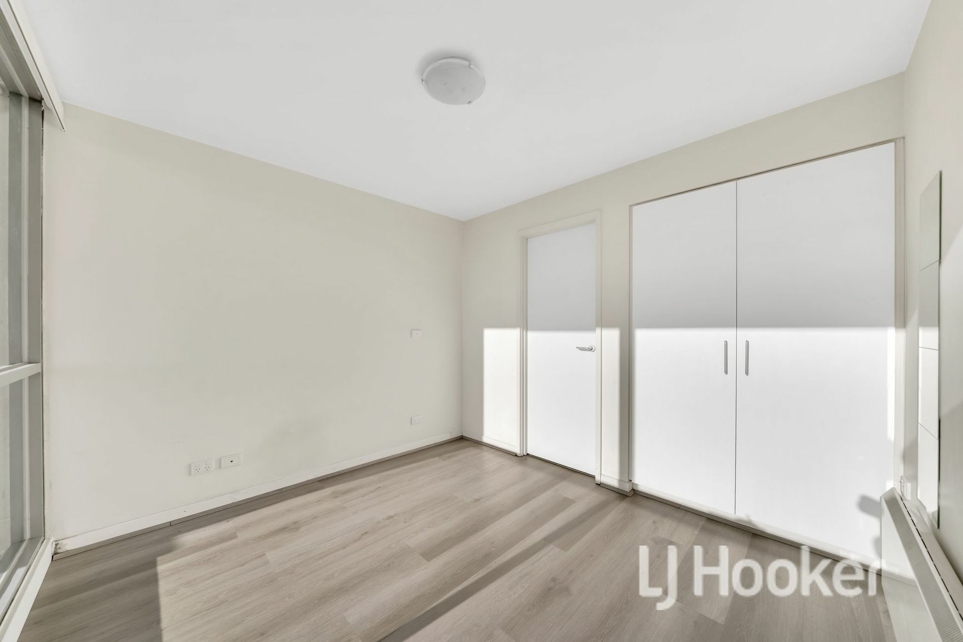 1206/8 Dorcas Street — photo 6 of 15