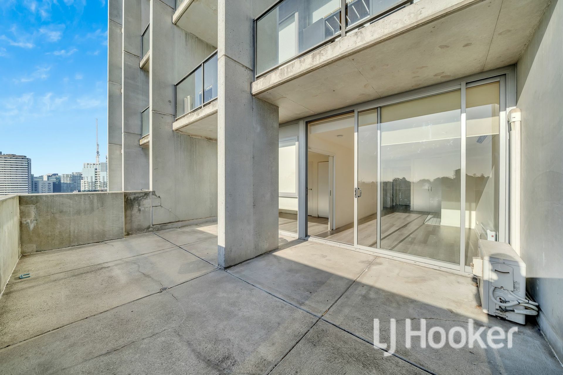 1206/8 Dorcas Street — photo 12 of 15