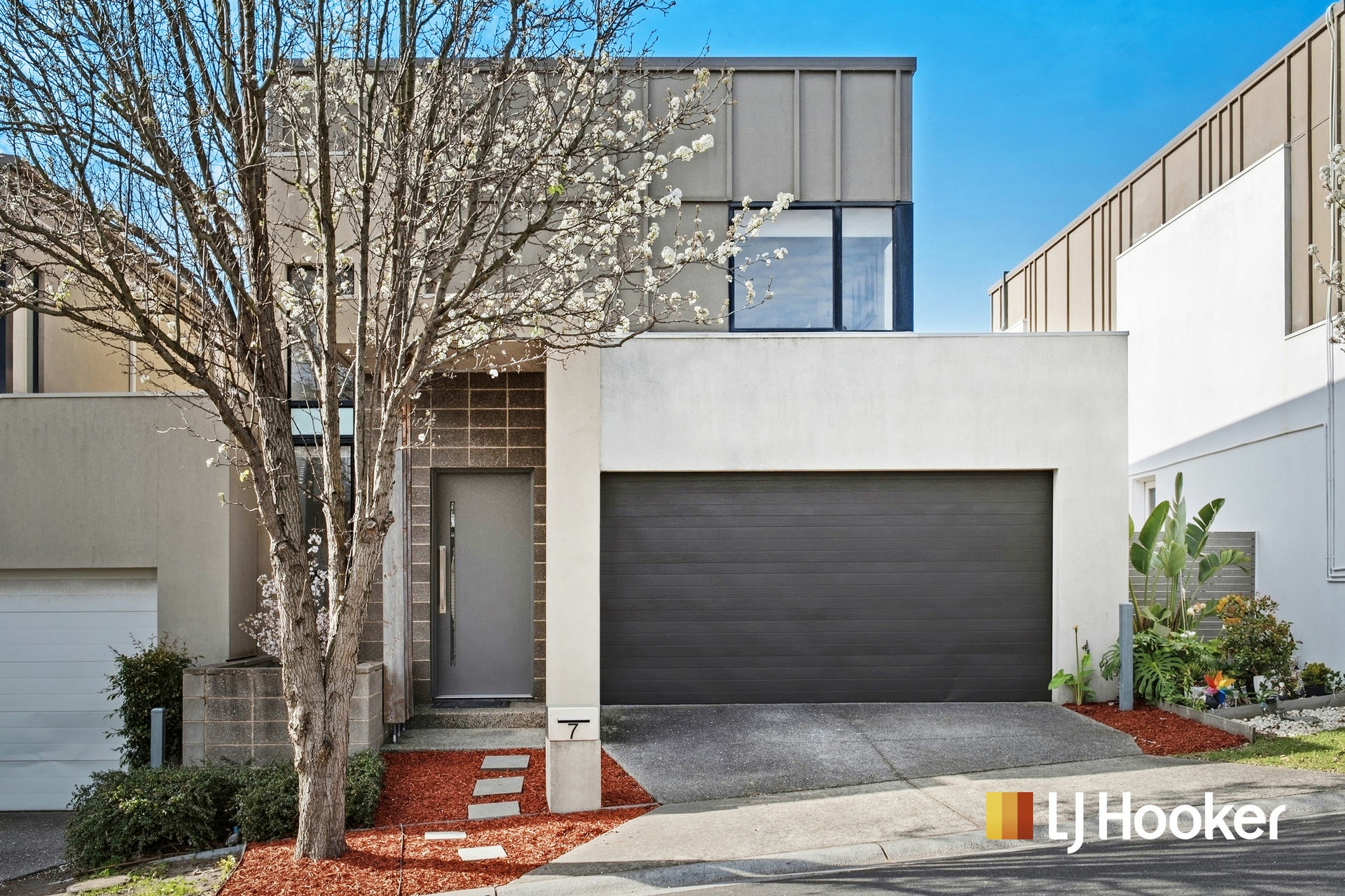 7 Yarra Bing Crescent — photo 11 of 11