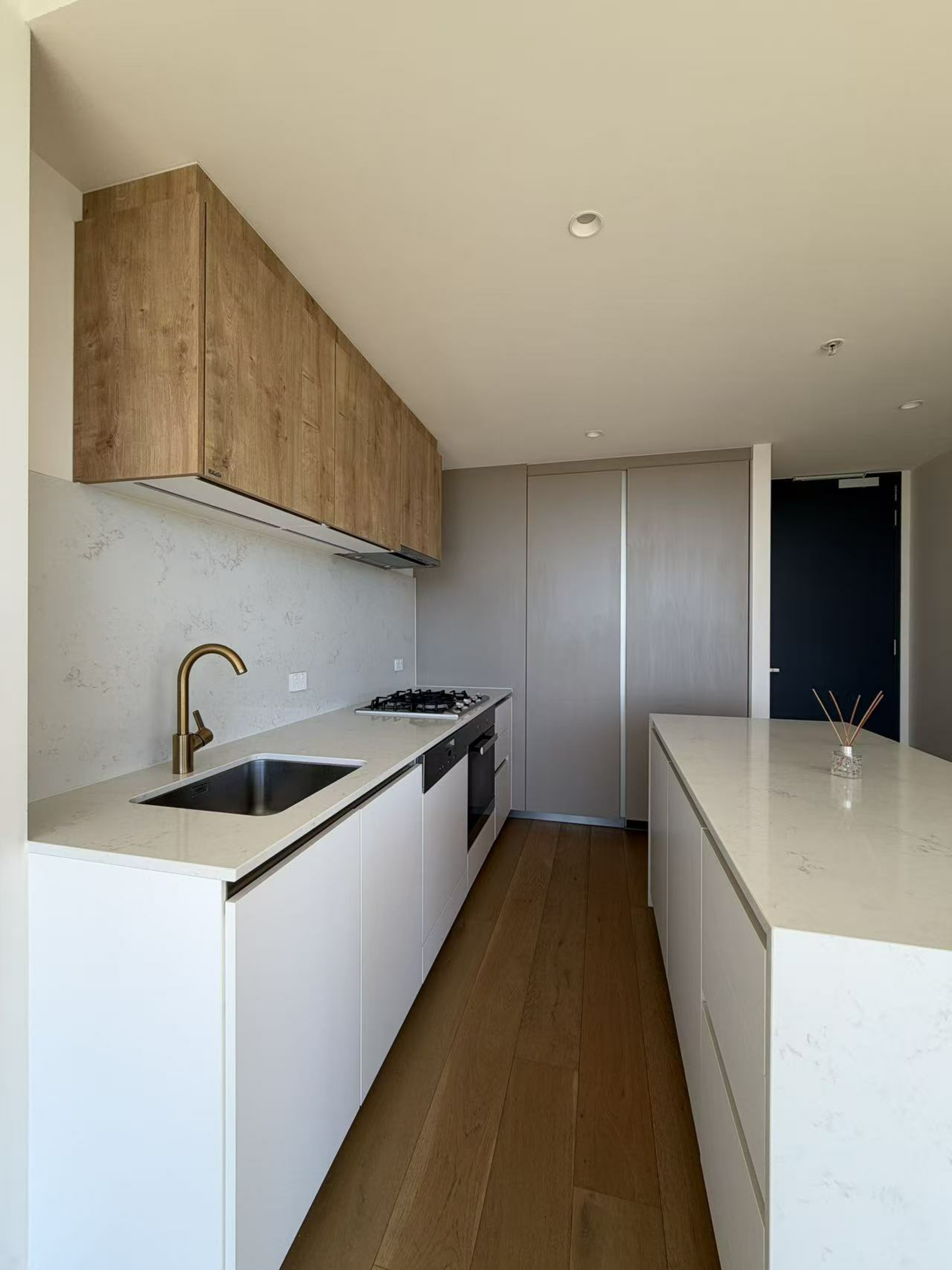 1105/9-23 MacKenzie Street — photo 5 of 19