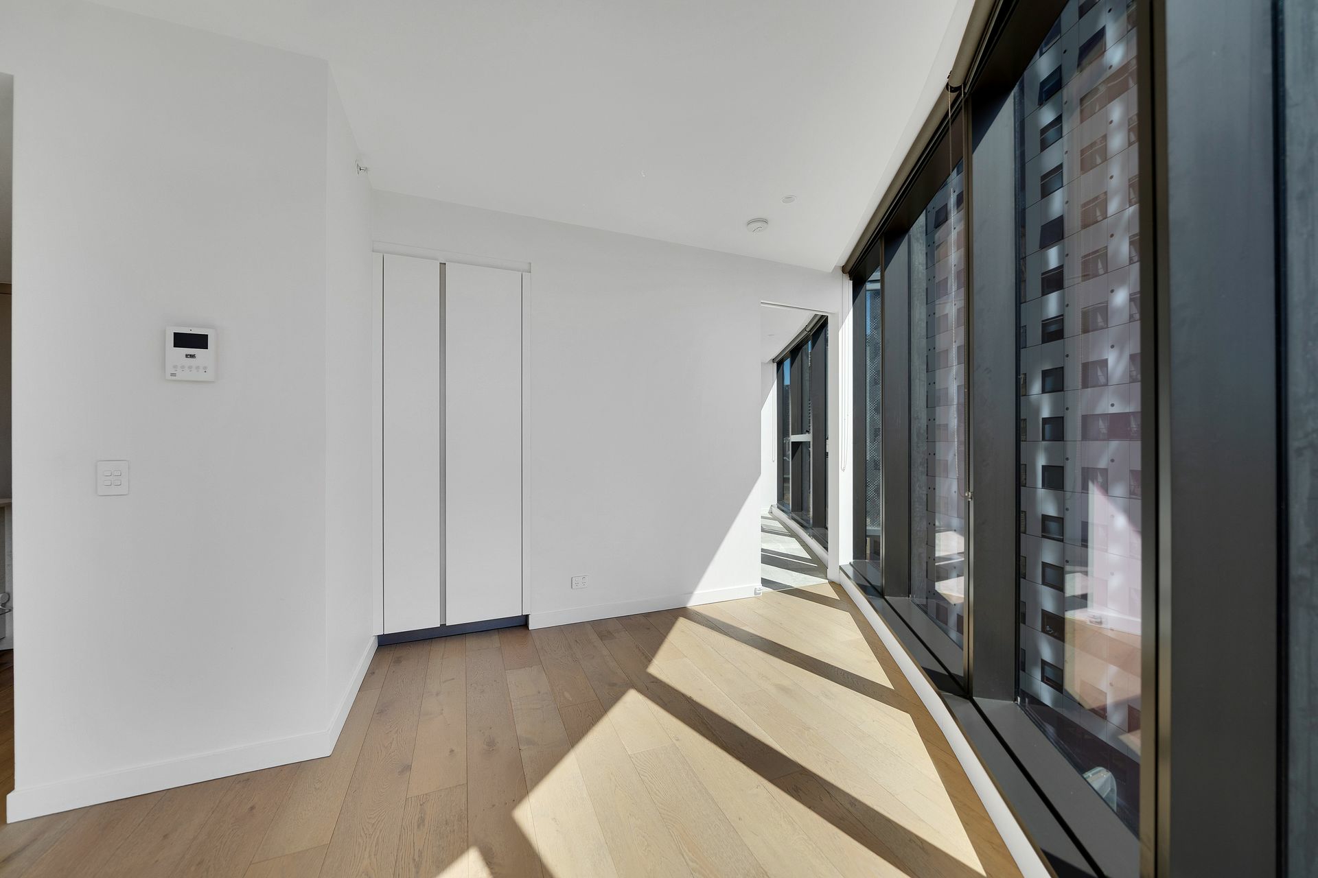1105/9-23 MacKenzie Street — photo 16 of 19