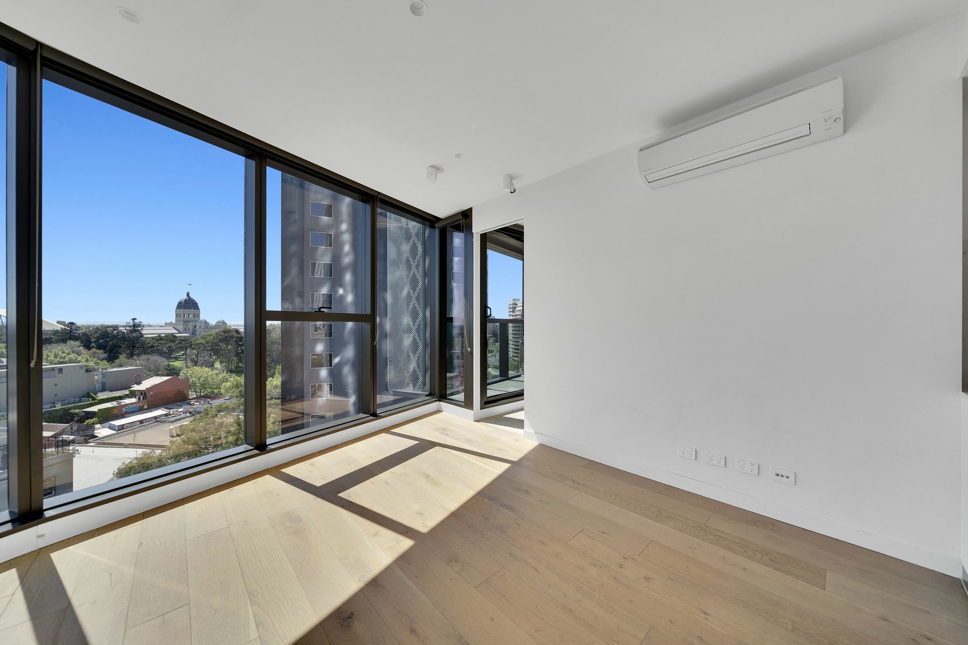 1105/9-23 MacKenzie Street — photo 18 of 19