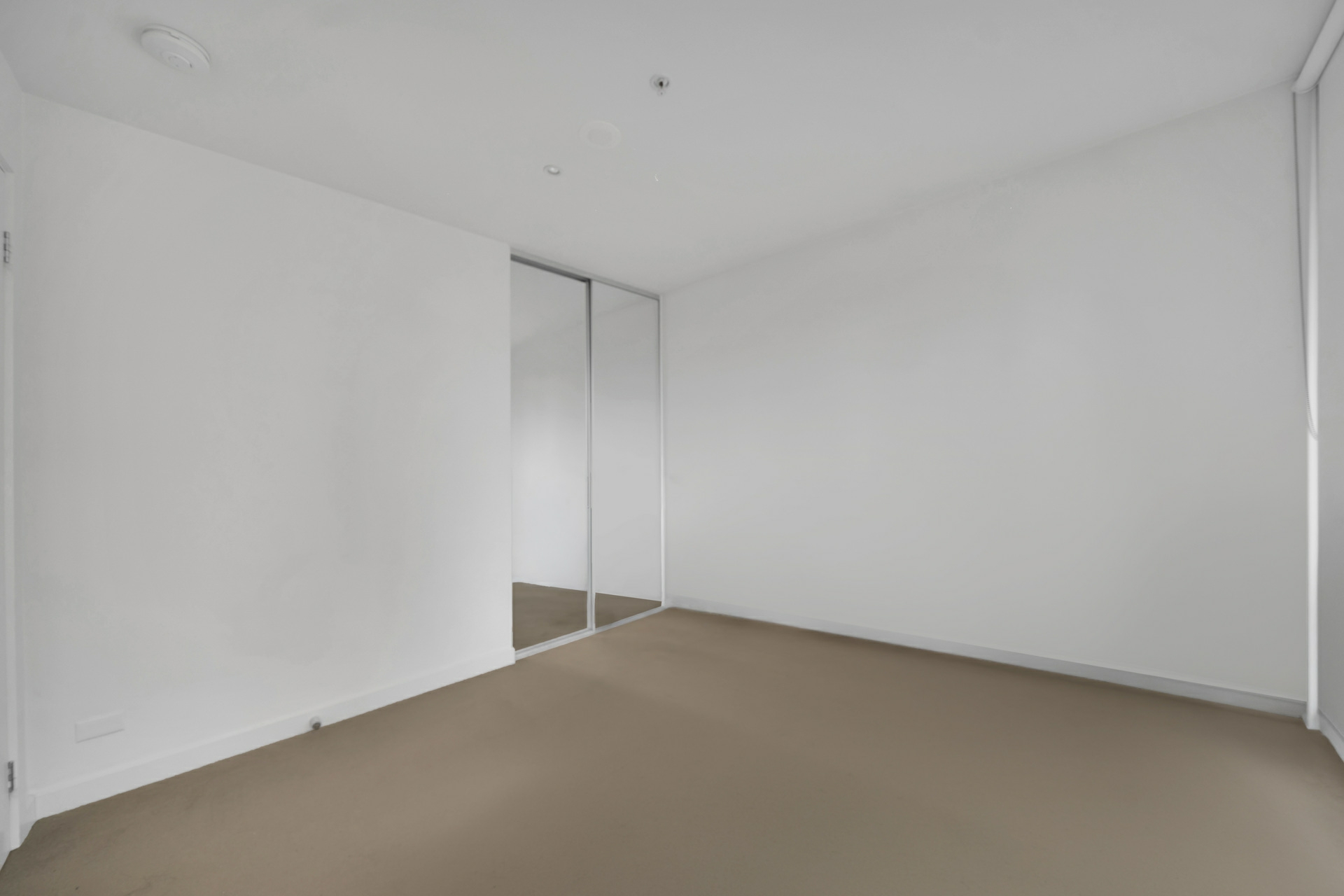 807/20-26 Coromandel Place — photo 5 of 18