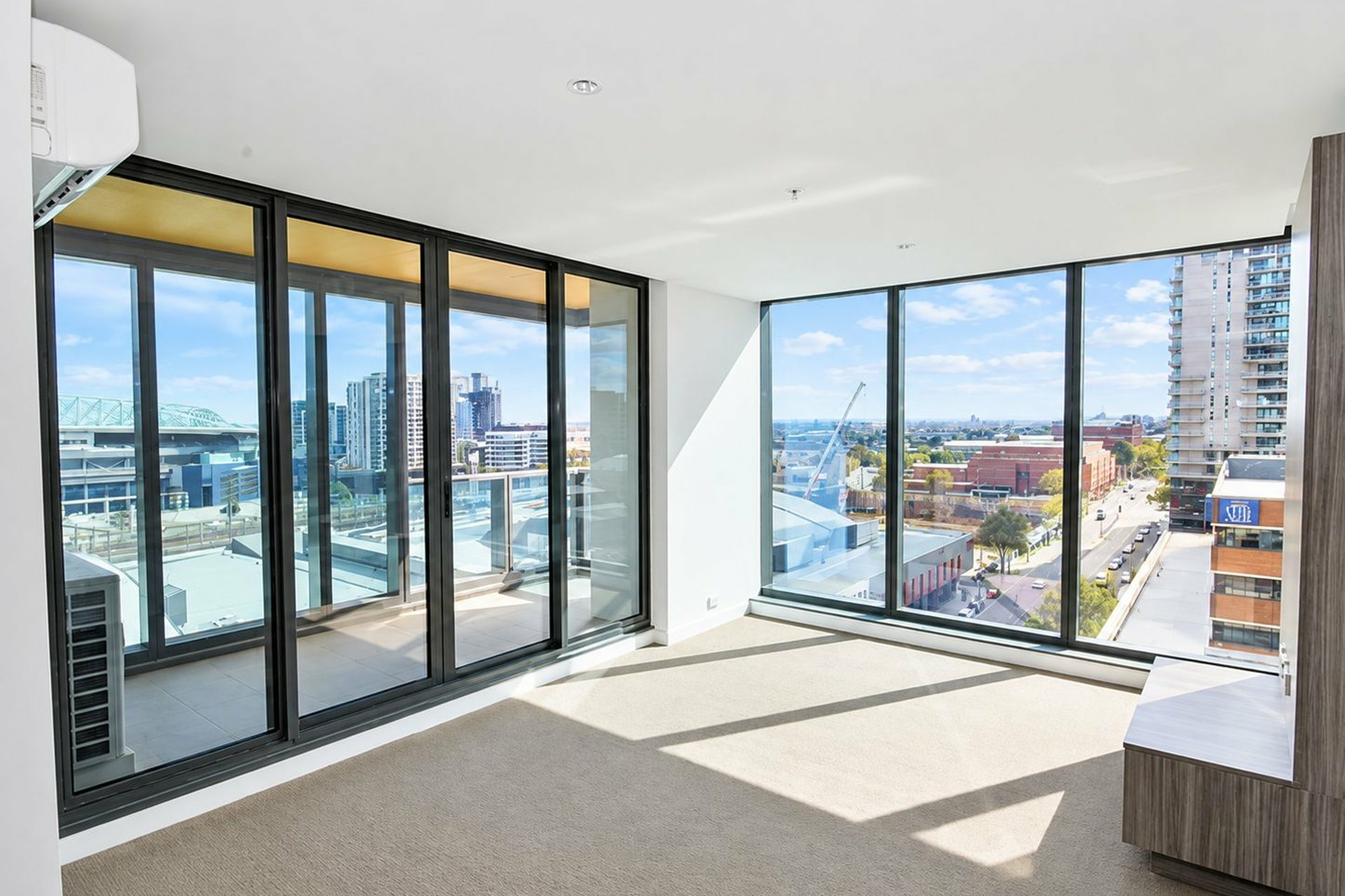 1117/220 Spencer Street — photo from LJ Hooker City Residential