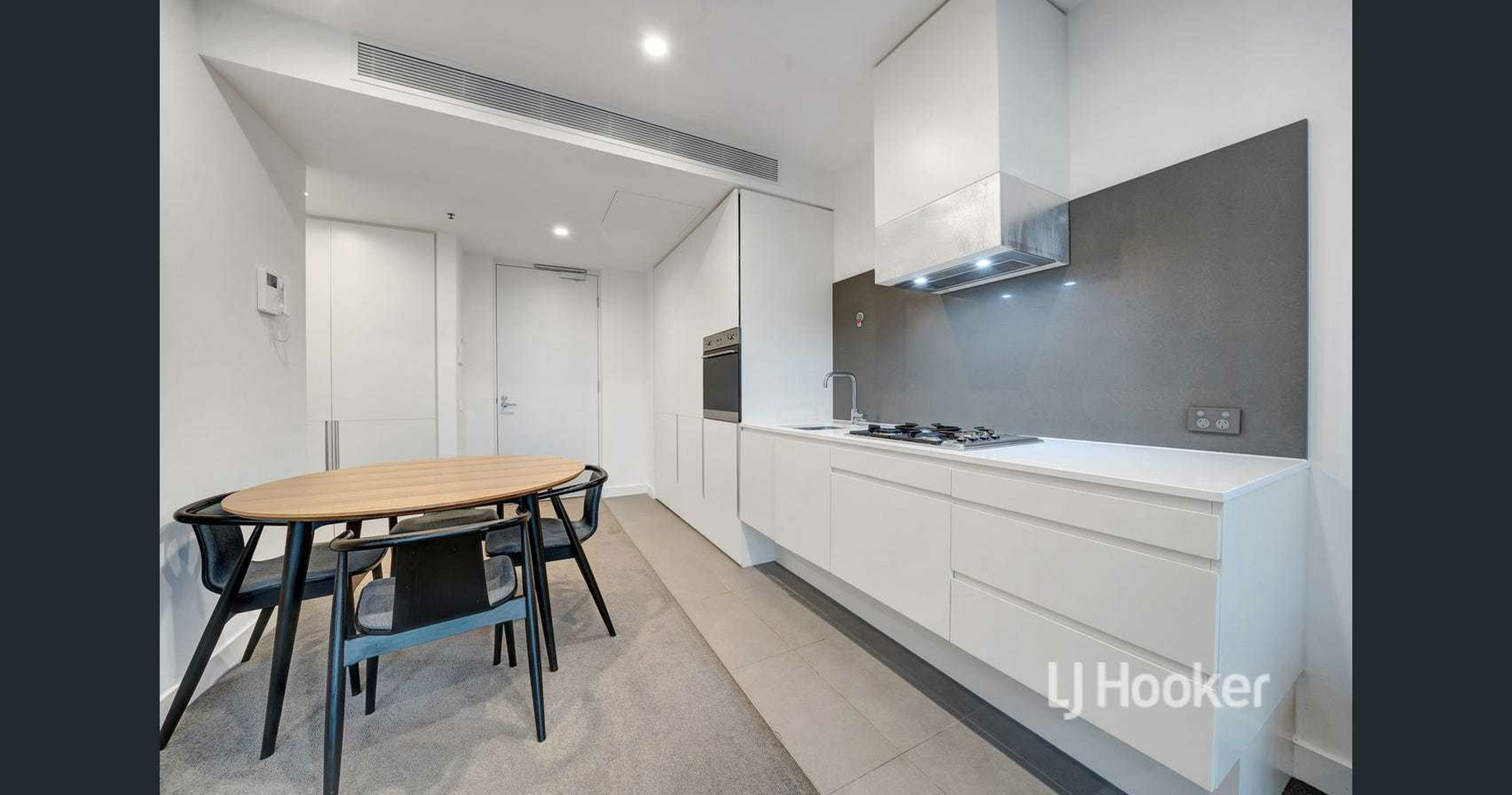 3506/105 Clarendon Street — photo 3 of 7