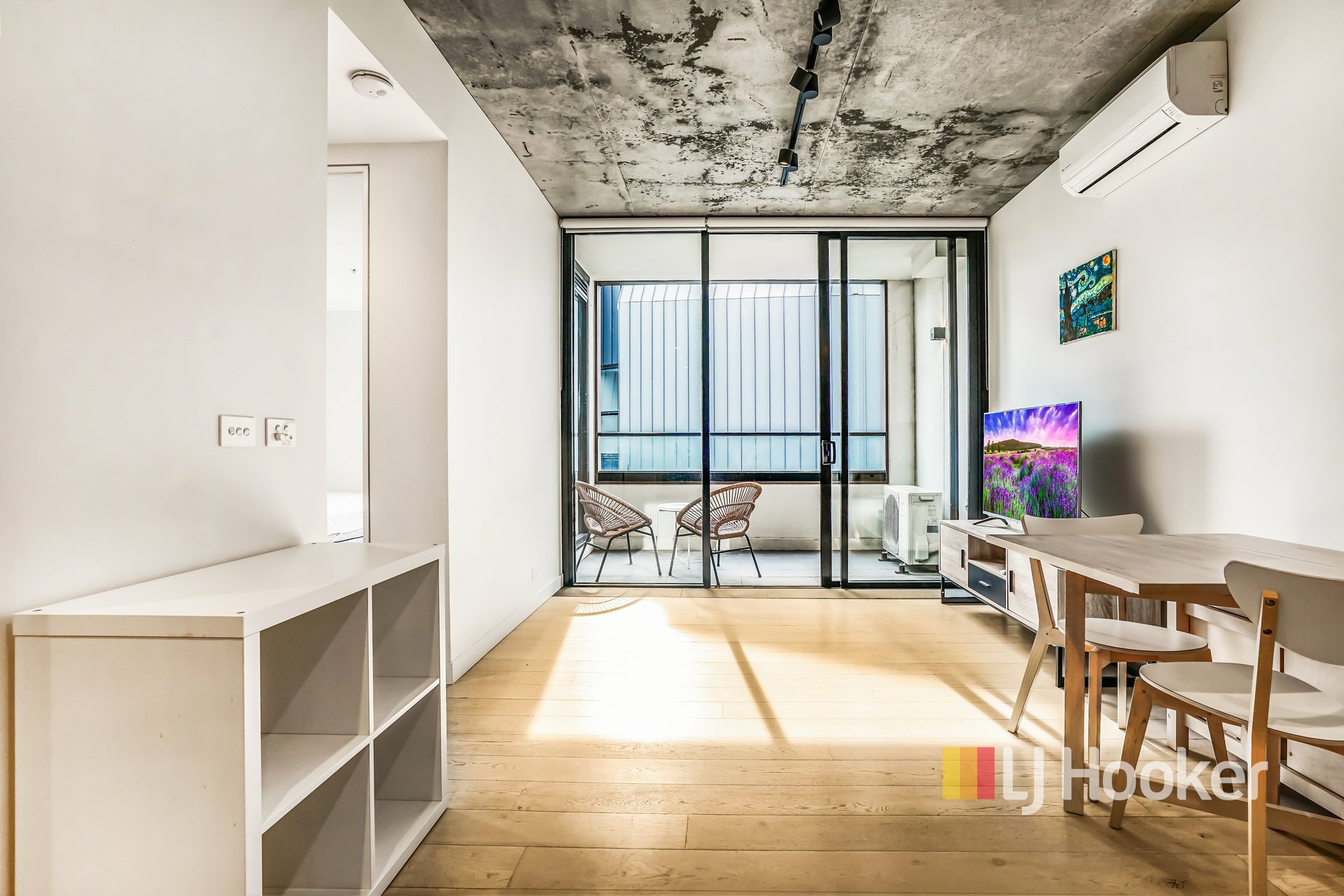 308/380 Queensberry Street — photo 5 of 11