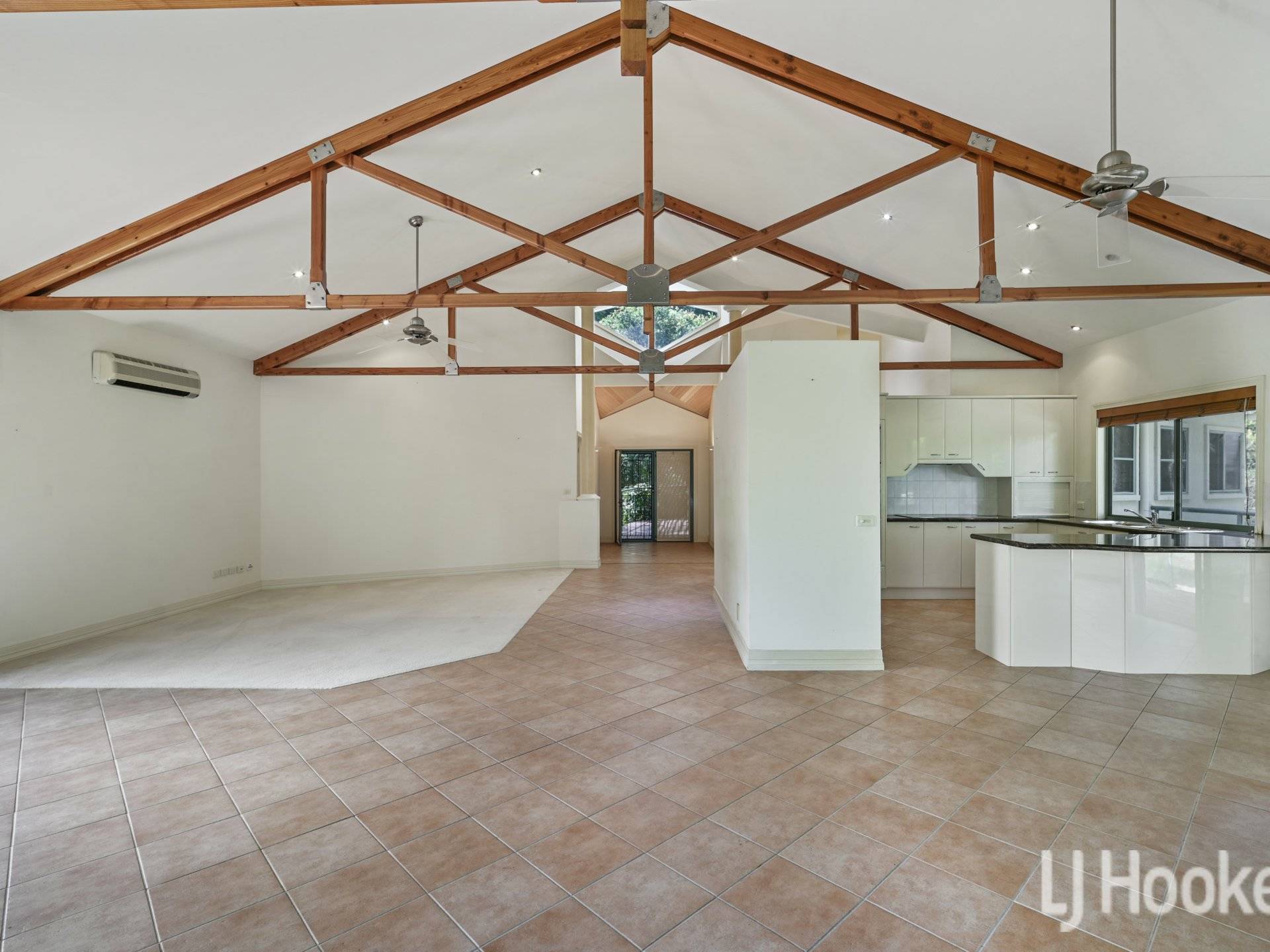 18 Hilltop Parkway, TALLWOODS VILLAGE