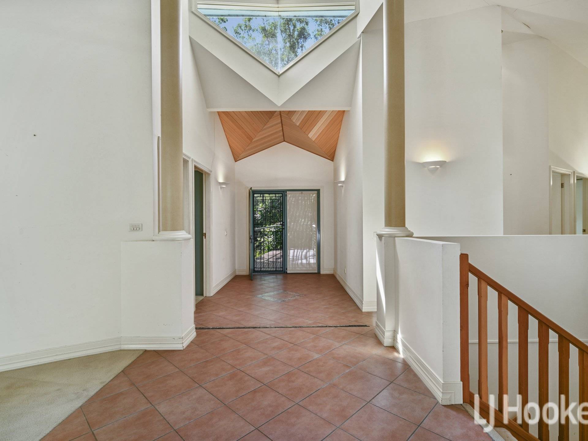 18 Hilltop Parkway, TALLWOODS VILLAGE