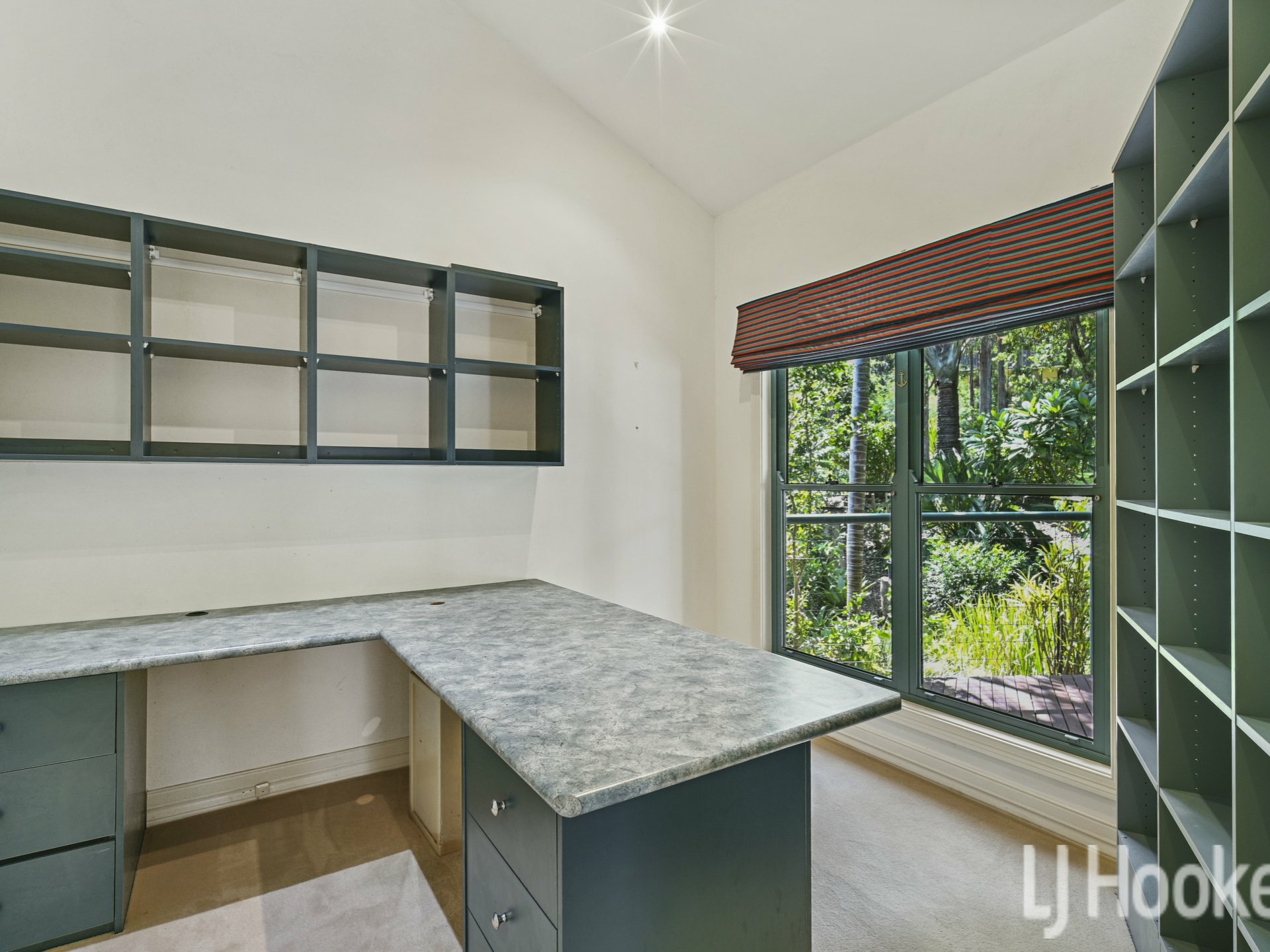 18 Hilltop Parkway, TALLWOODS VILLAGE