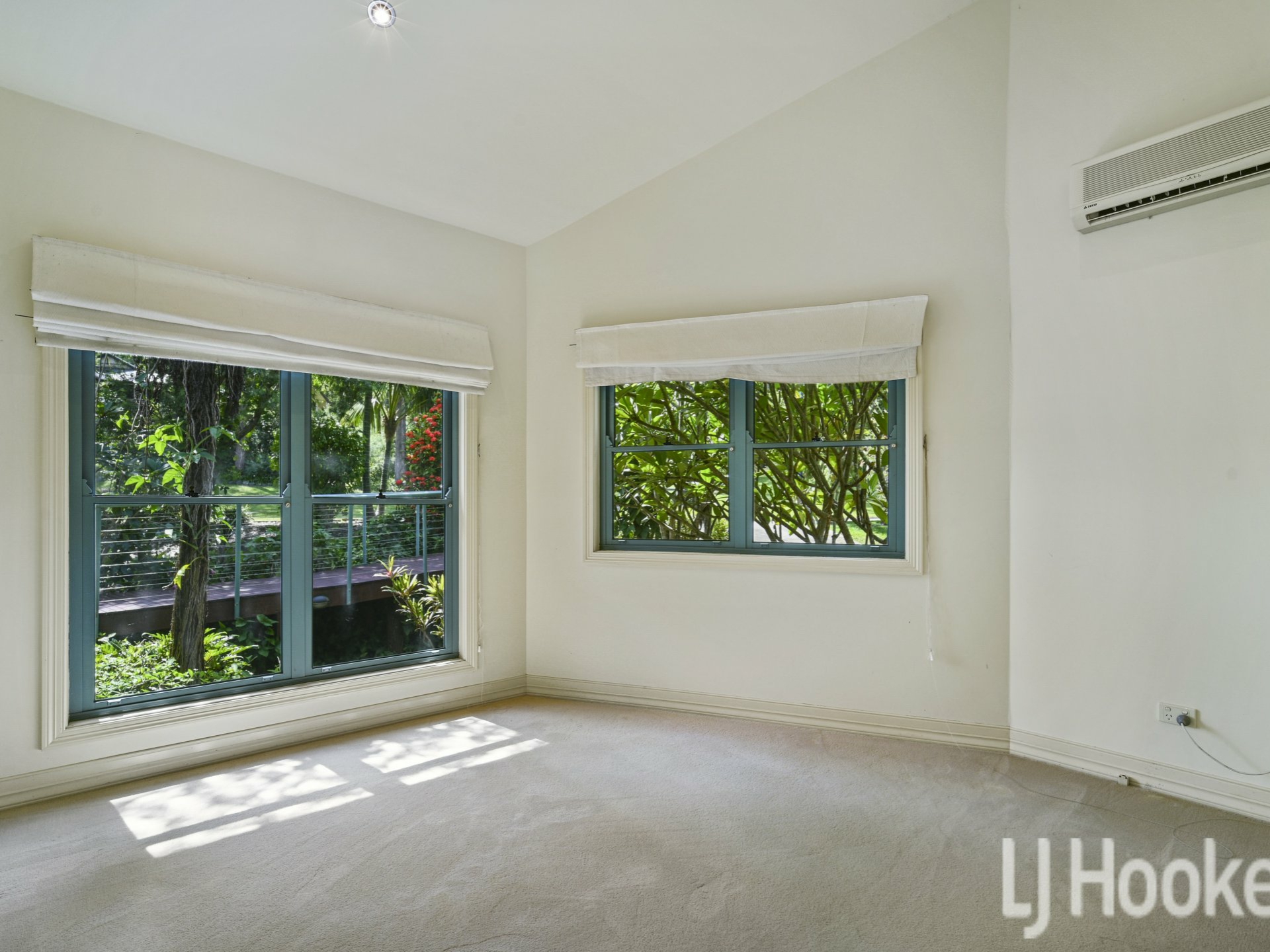 18 Hilltop Parkway, TALLWOODS VILLAGE