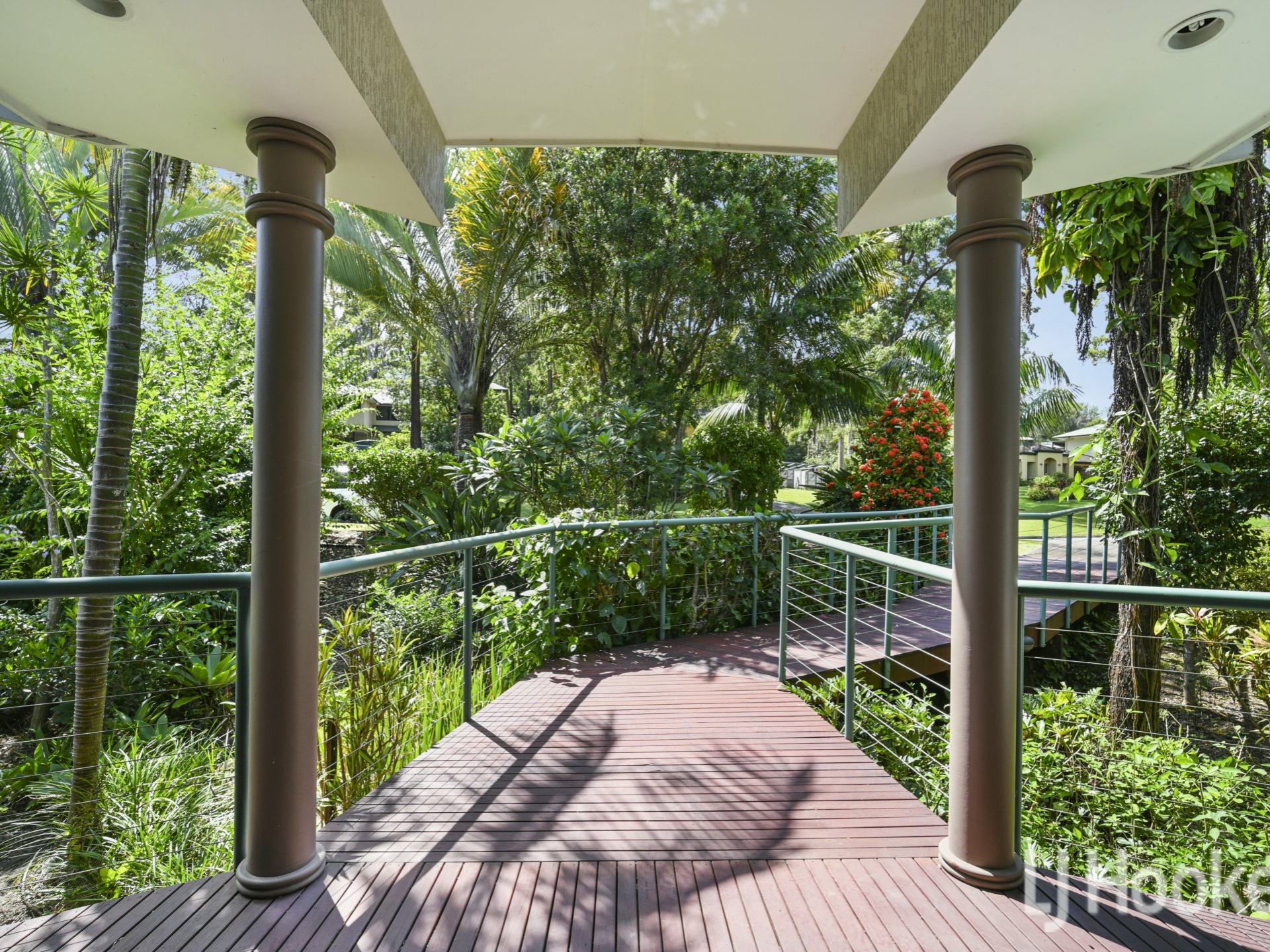 18 Hilltop Parkway, TALLWOODS VILLAGE