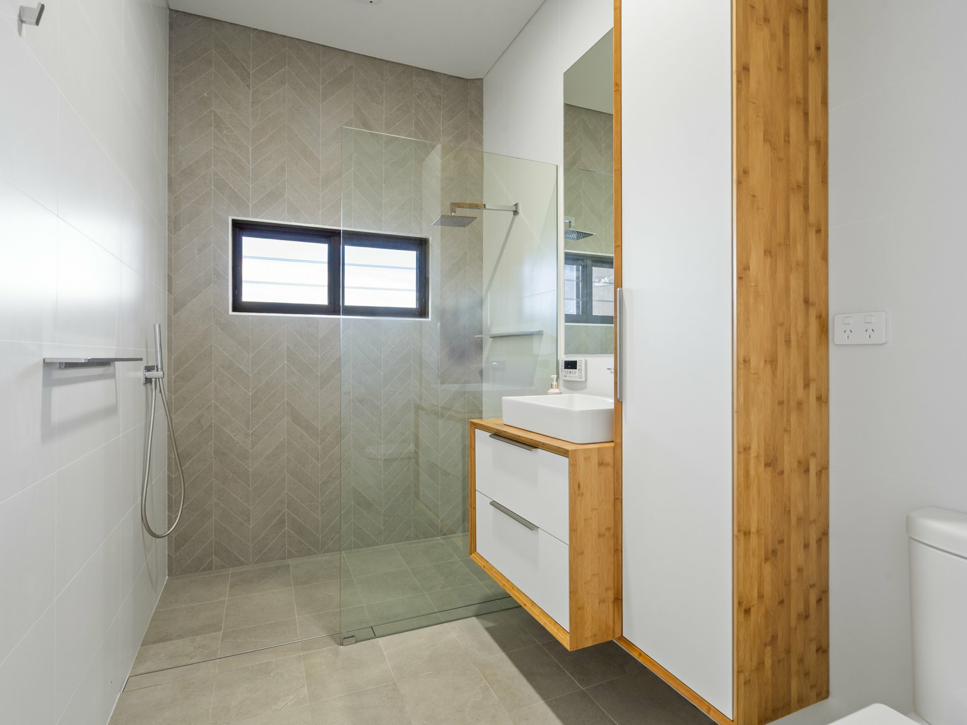 19 Royal Troon Avenue — photo 17 of 24