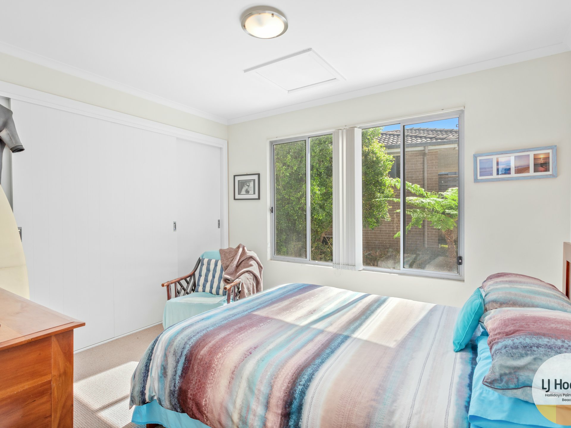 1/33-37 Emerald Drive — photo 10 of 21