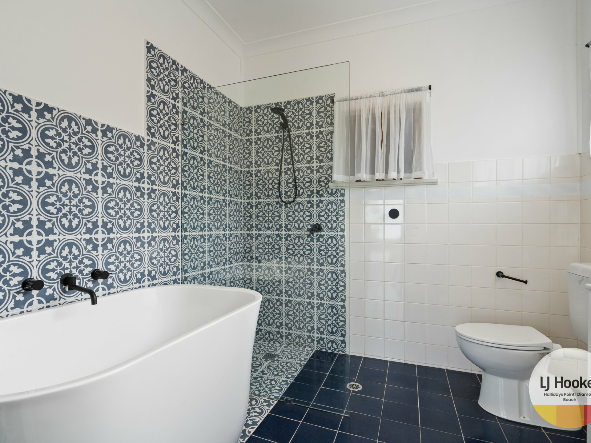 31 Red Head Road — photo 13 of 24
