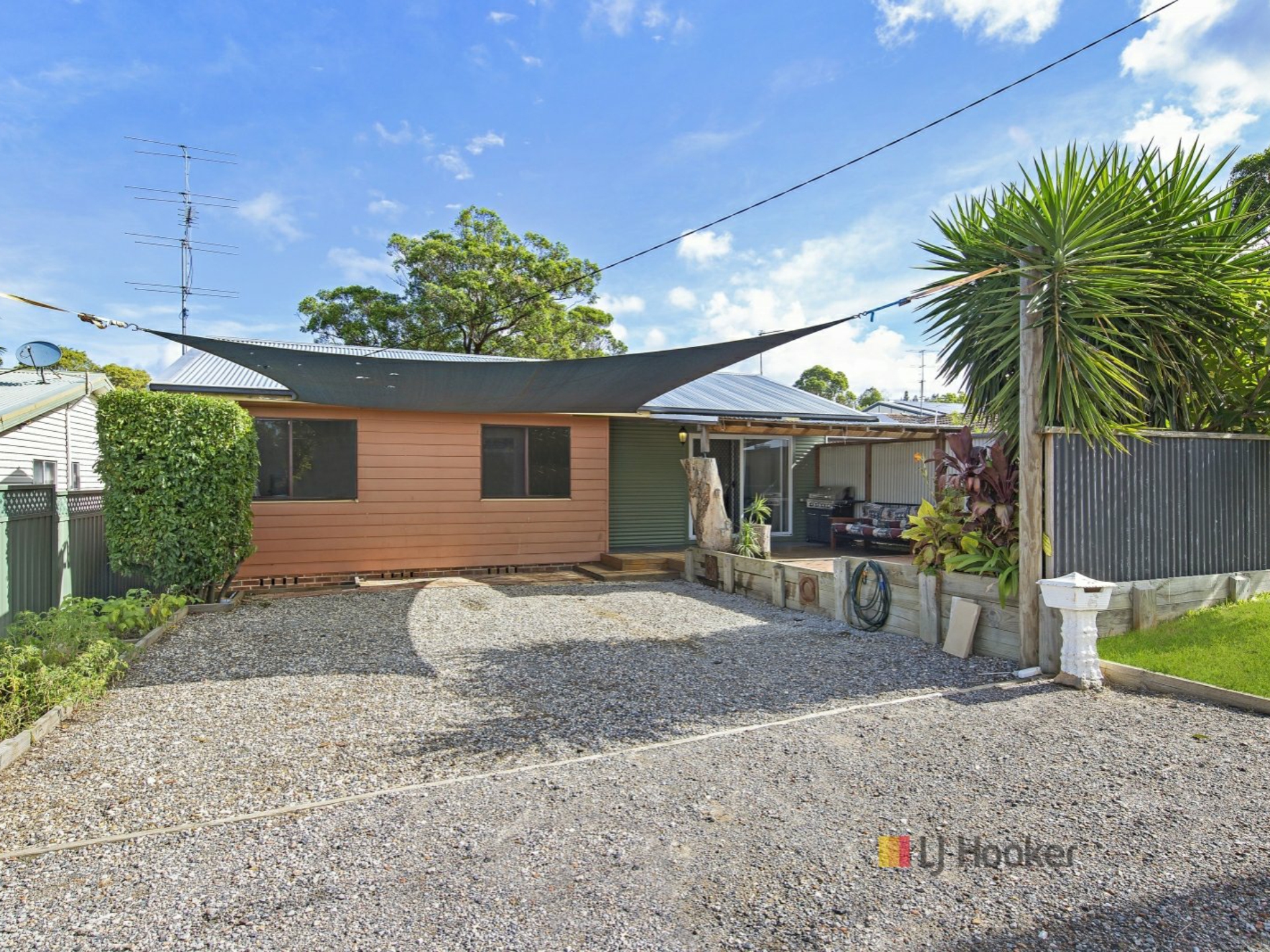 6 Oak Road Charmhaven NSW